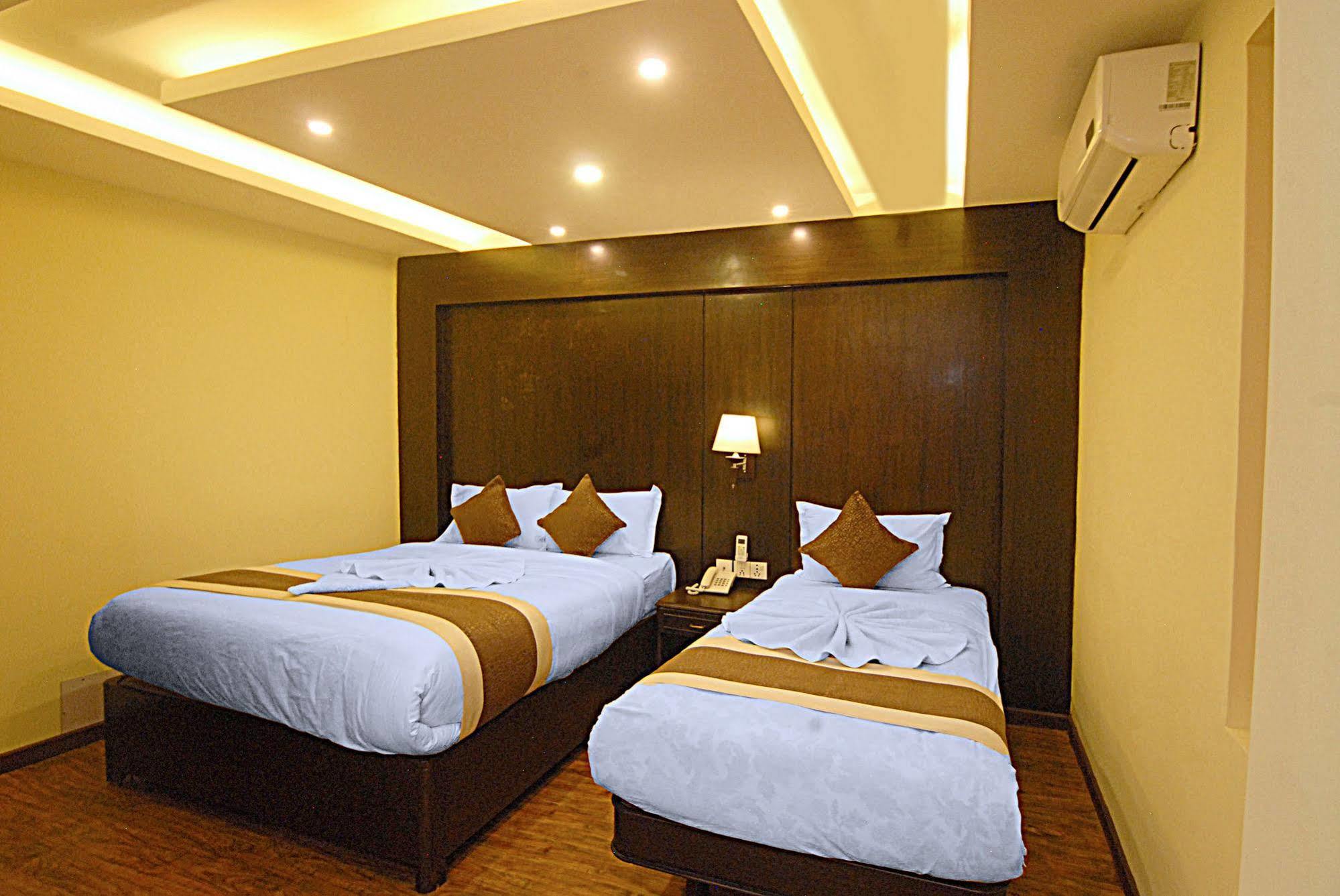 Hotel Grand 3*