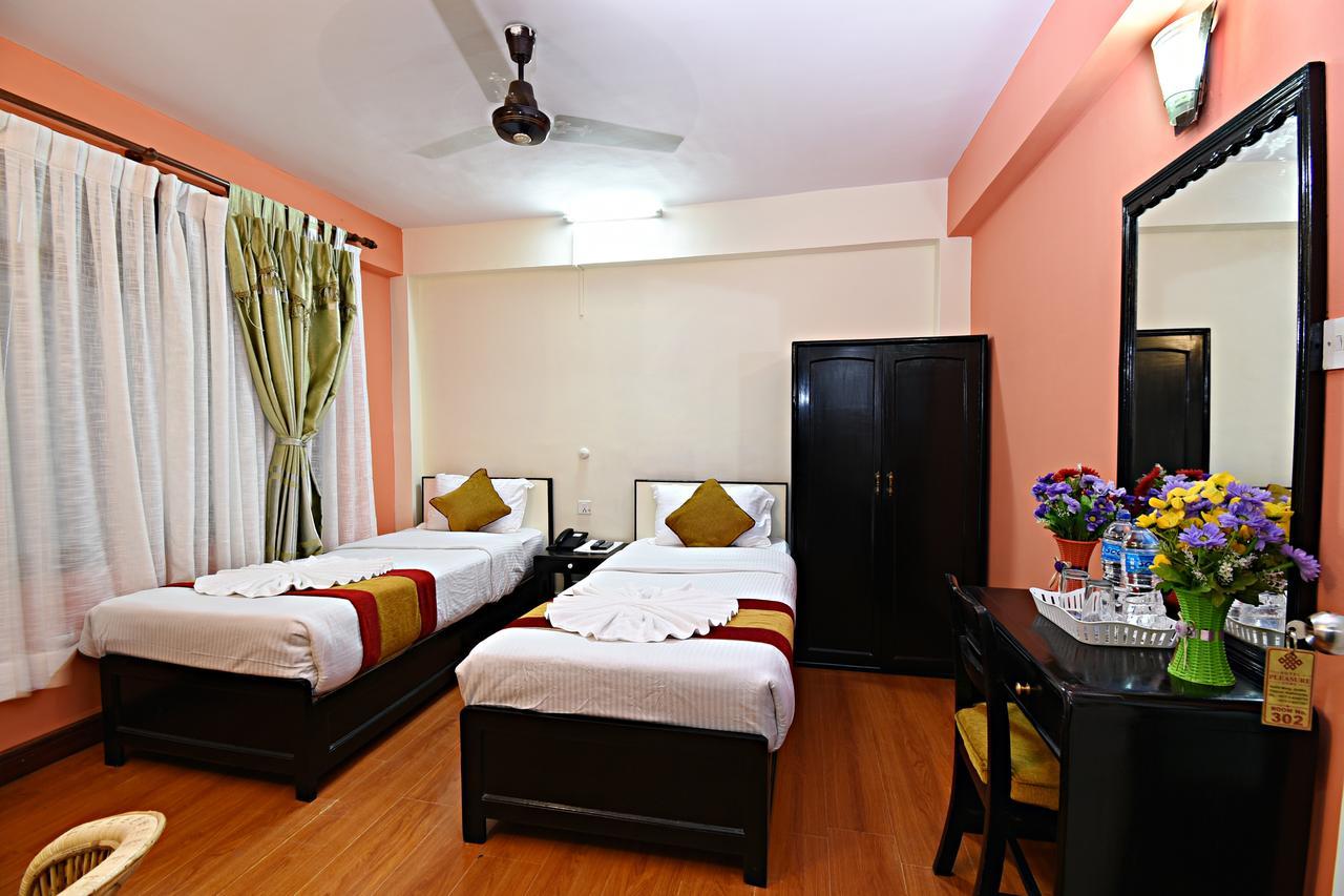 Pleasure Hotel