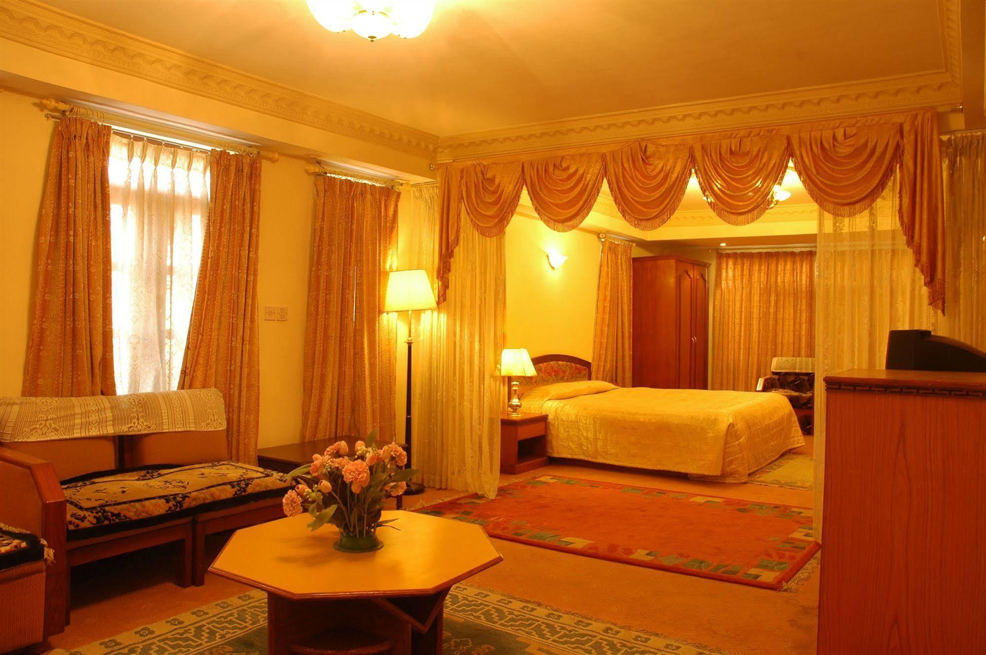 Hotel Tibet