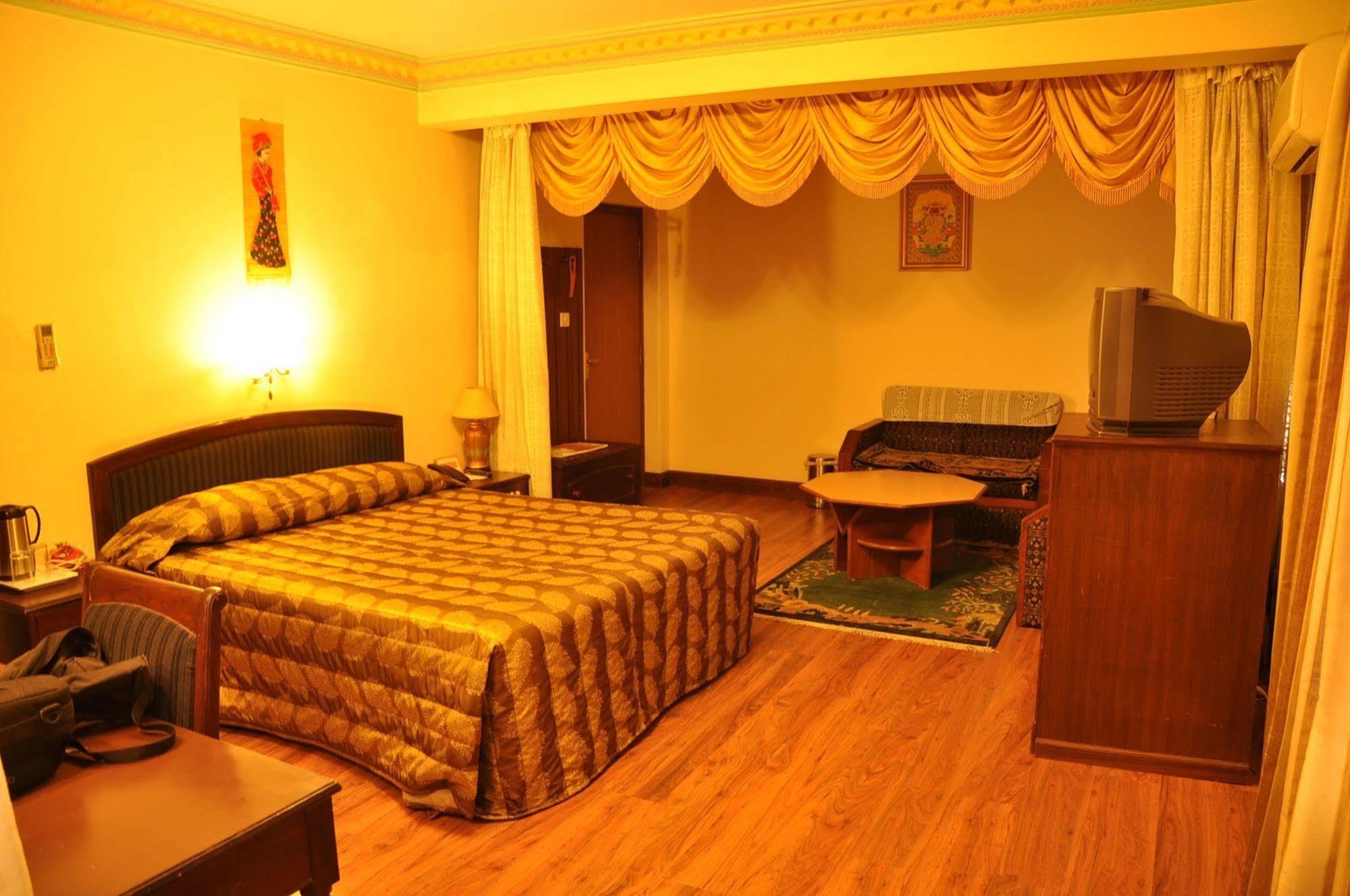 Tibet Hotel
