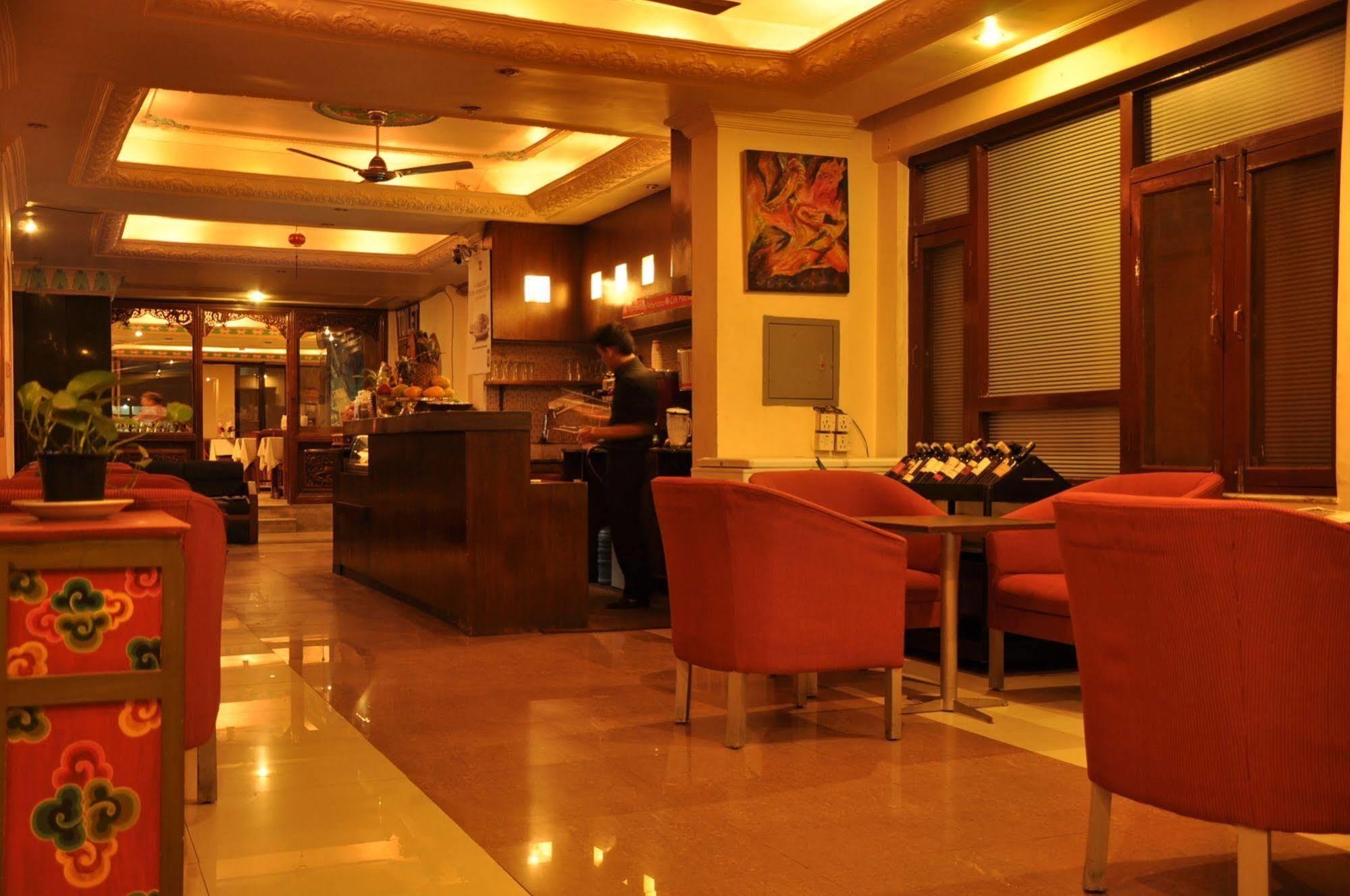 Hotel Tibet 2*