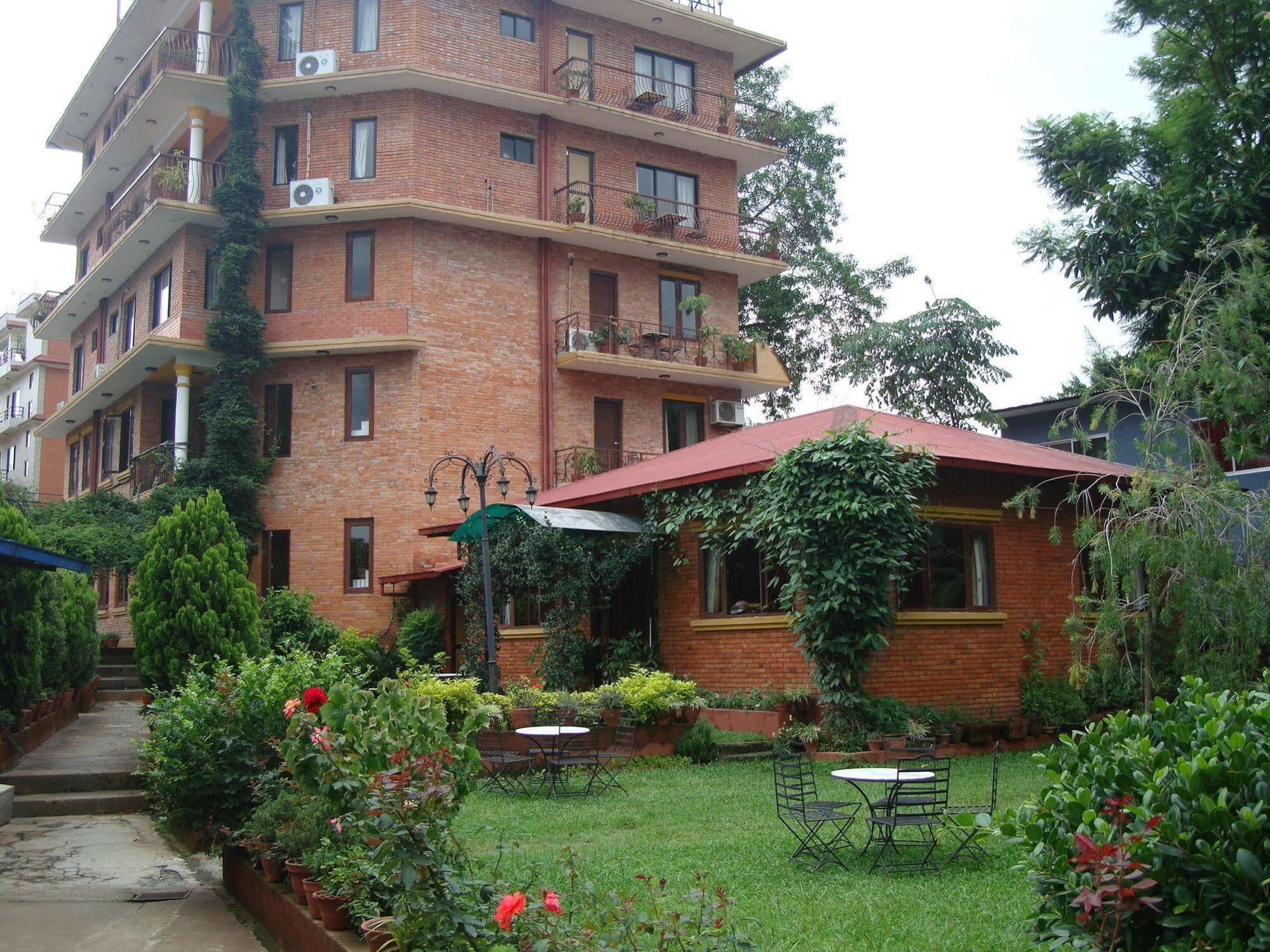 Royal Astoria