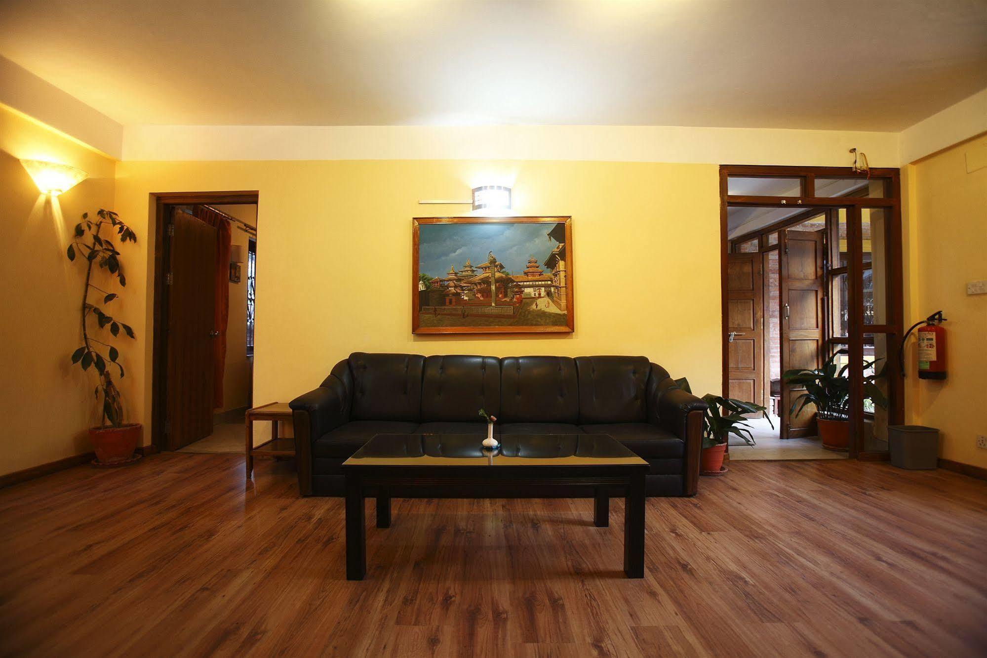 Royal Astoria