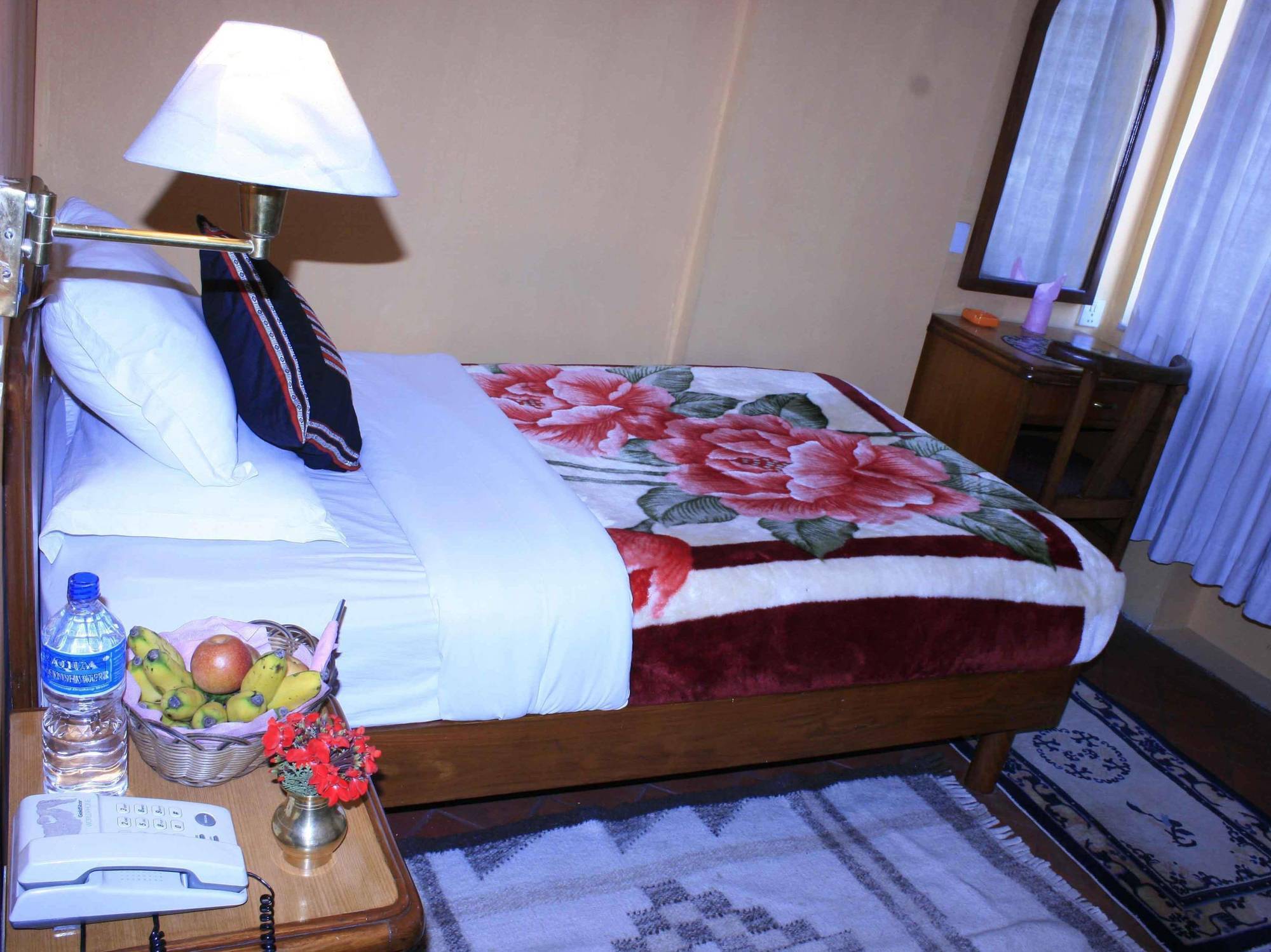Hotel Heritage And Kathmandu