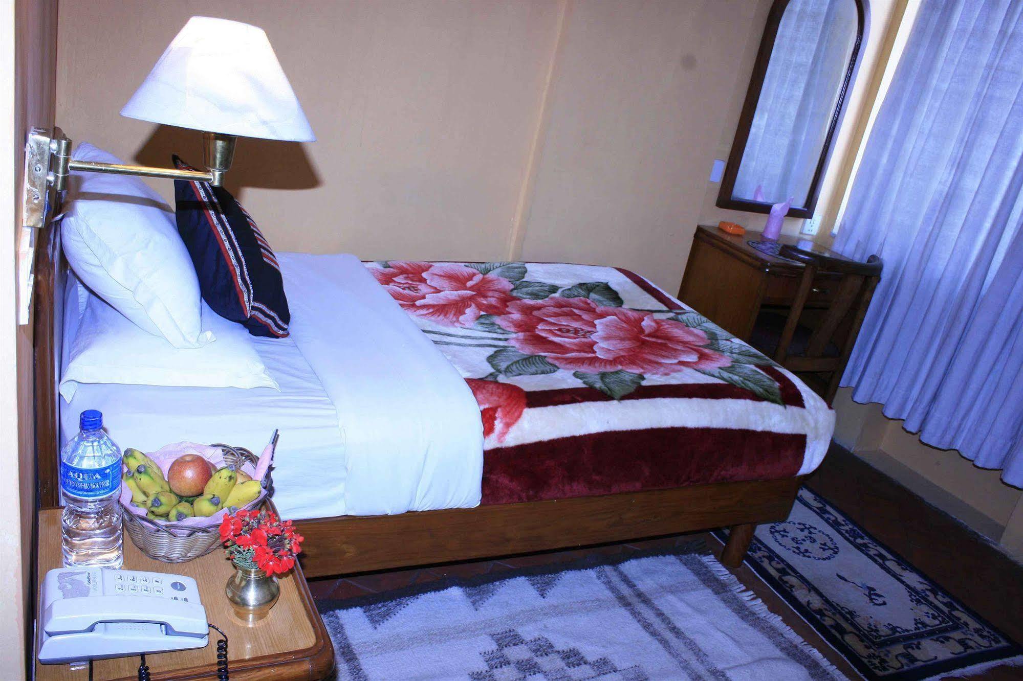 Hotel Heritage And *