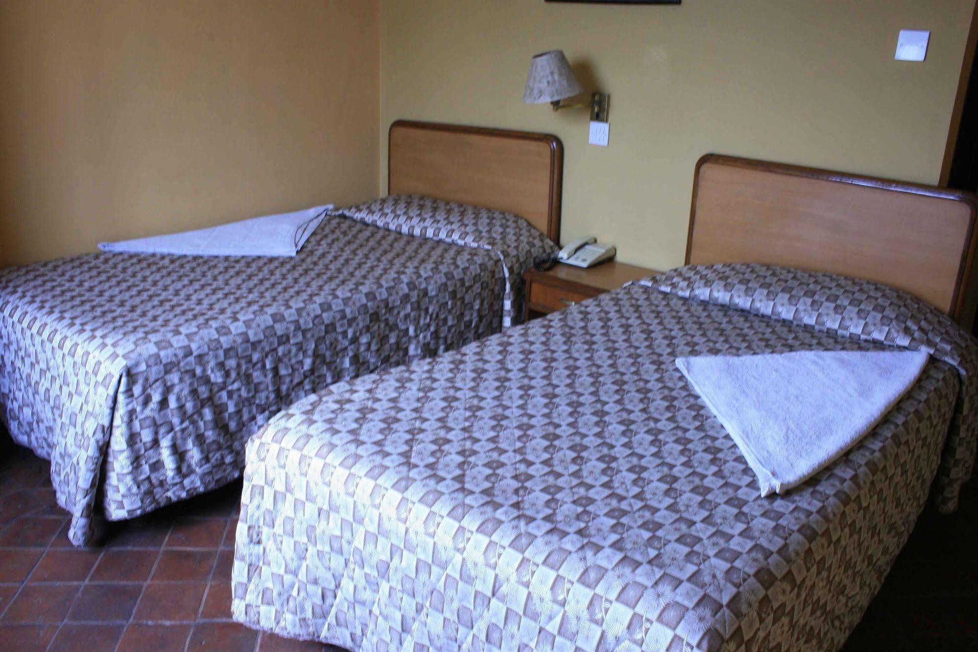 Hotel Heritage And Kathmandu