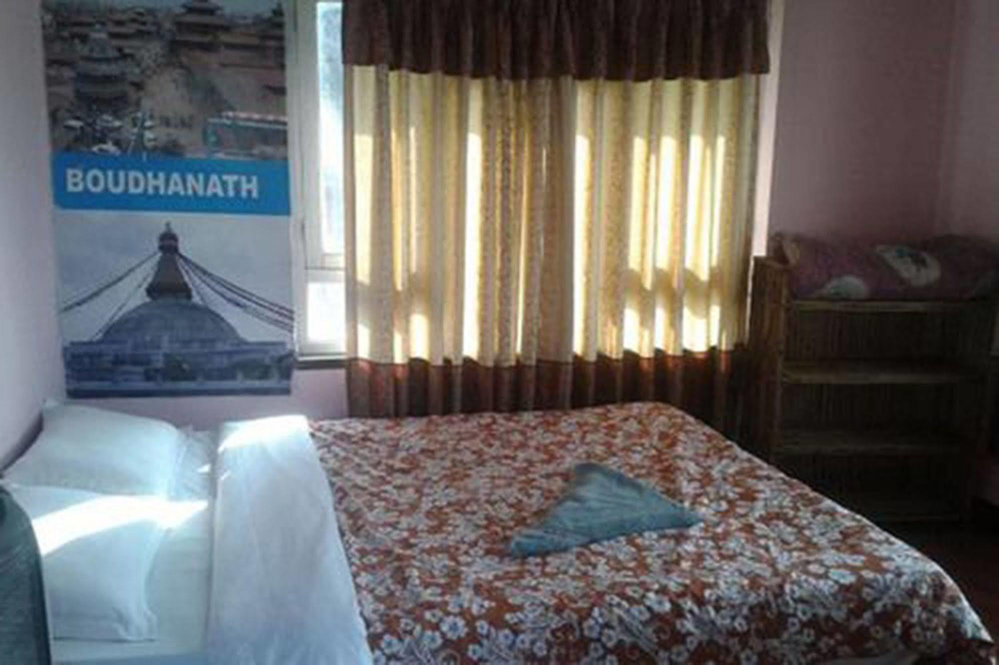 Family Peace House, 2*