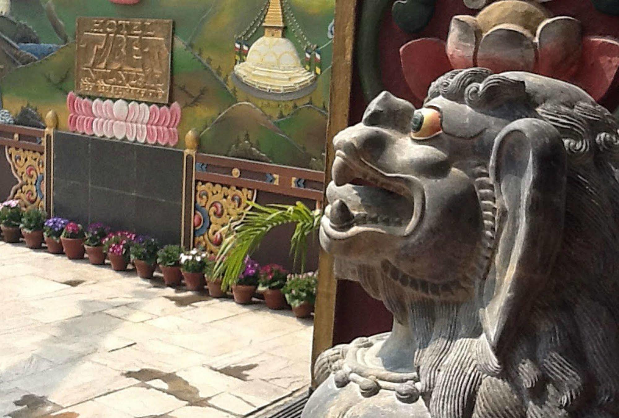 Hotel Tibet International 4*
