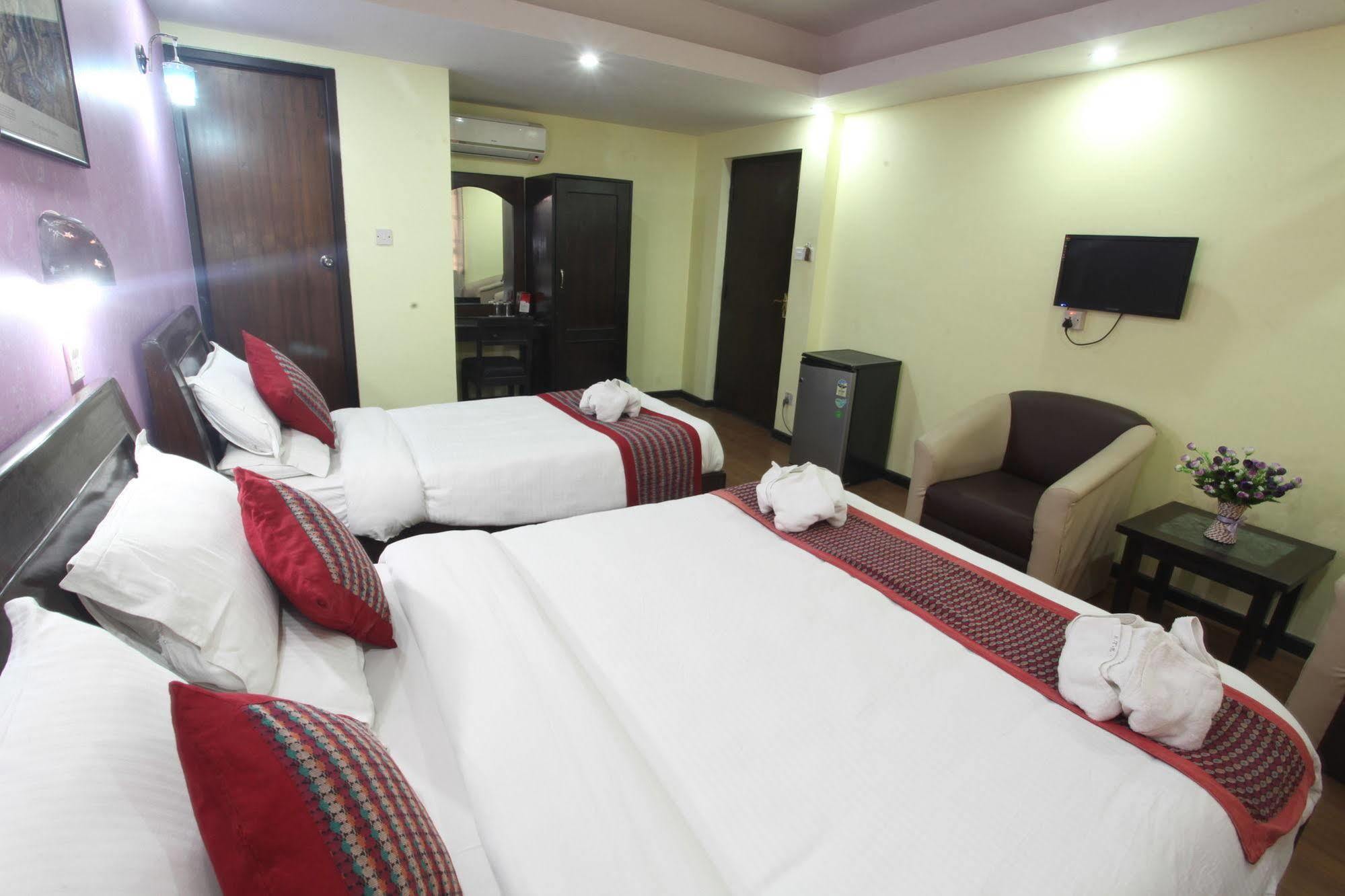 Bed & Breakfast Annex 3*