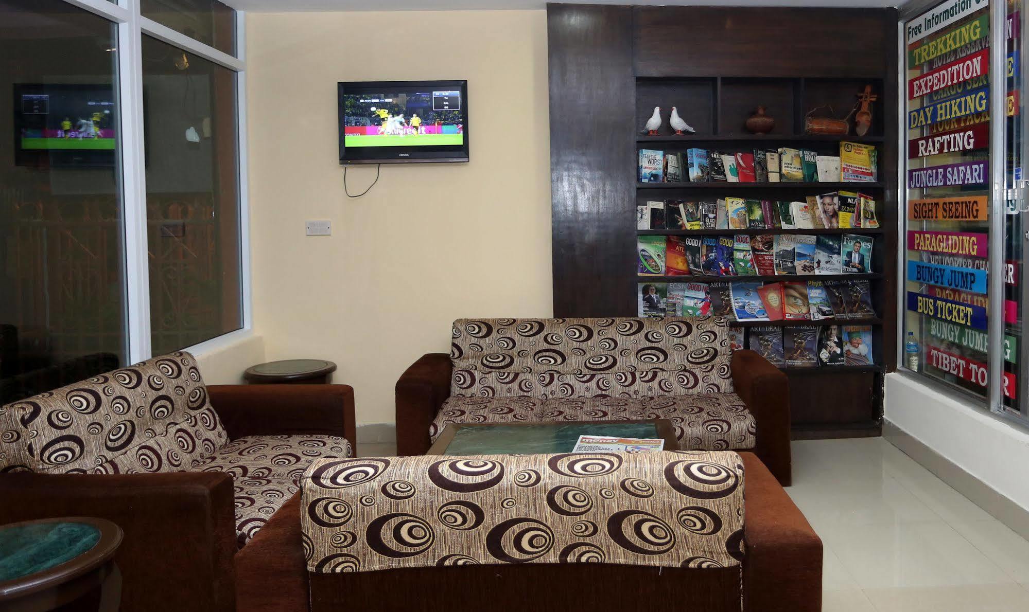 Bed & Breakfast Oyo 153 Aster Nepal 2*