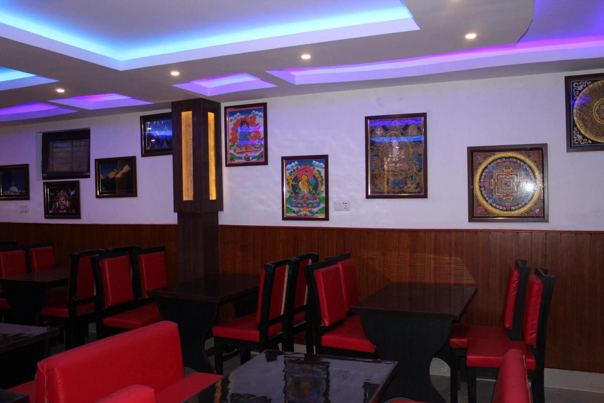 Hotel Gallery Nepal 2*