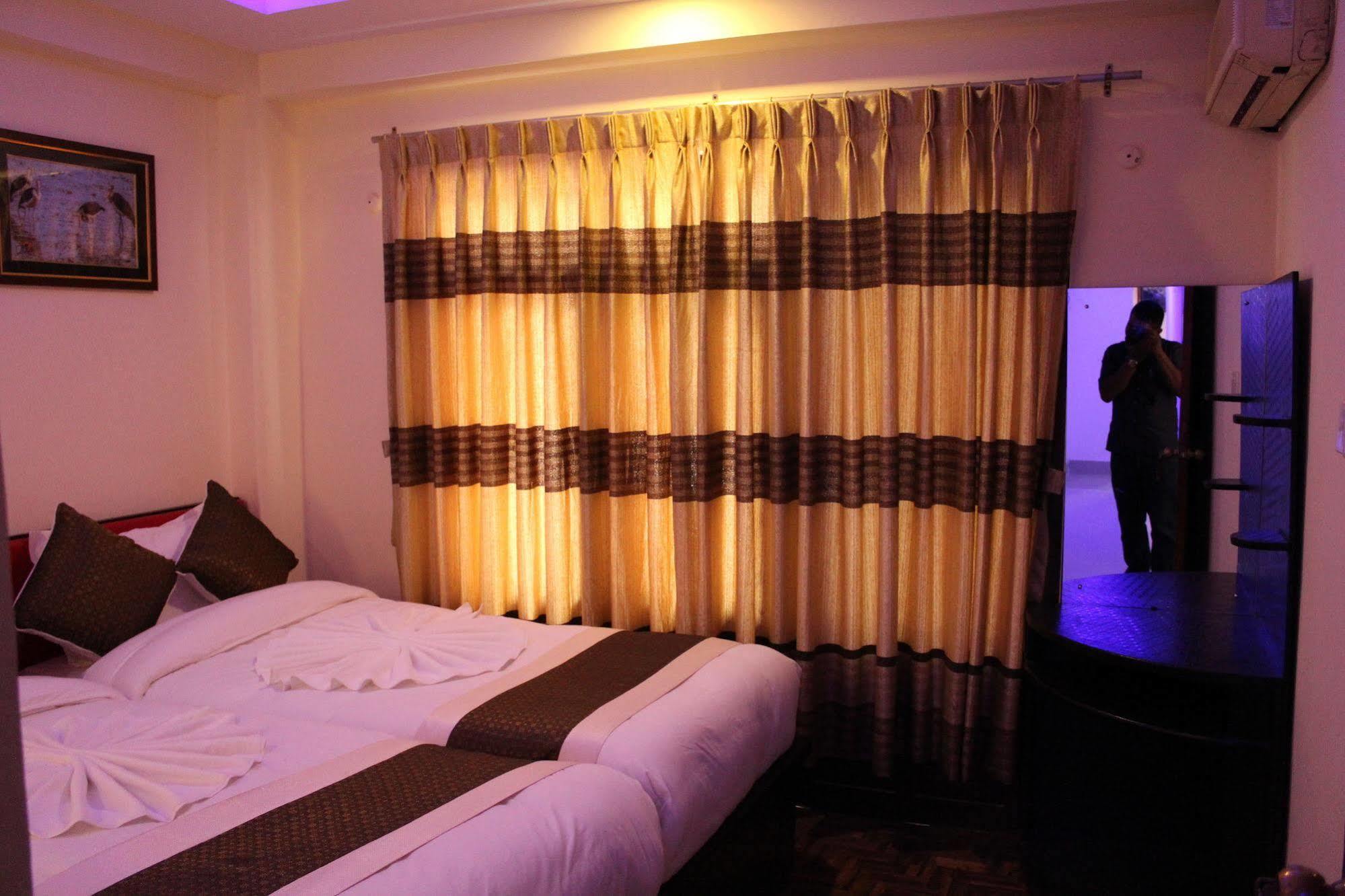 Gallery Nepal Hotel 2*