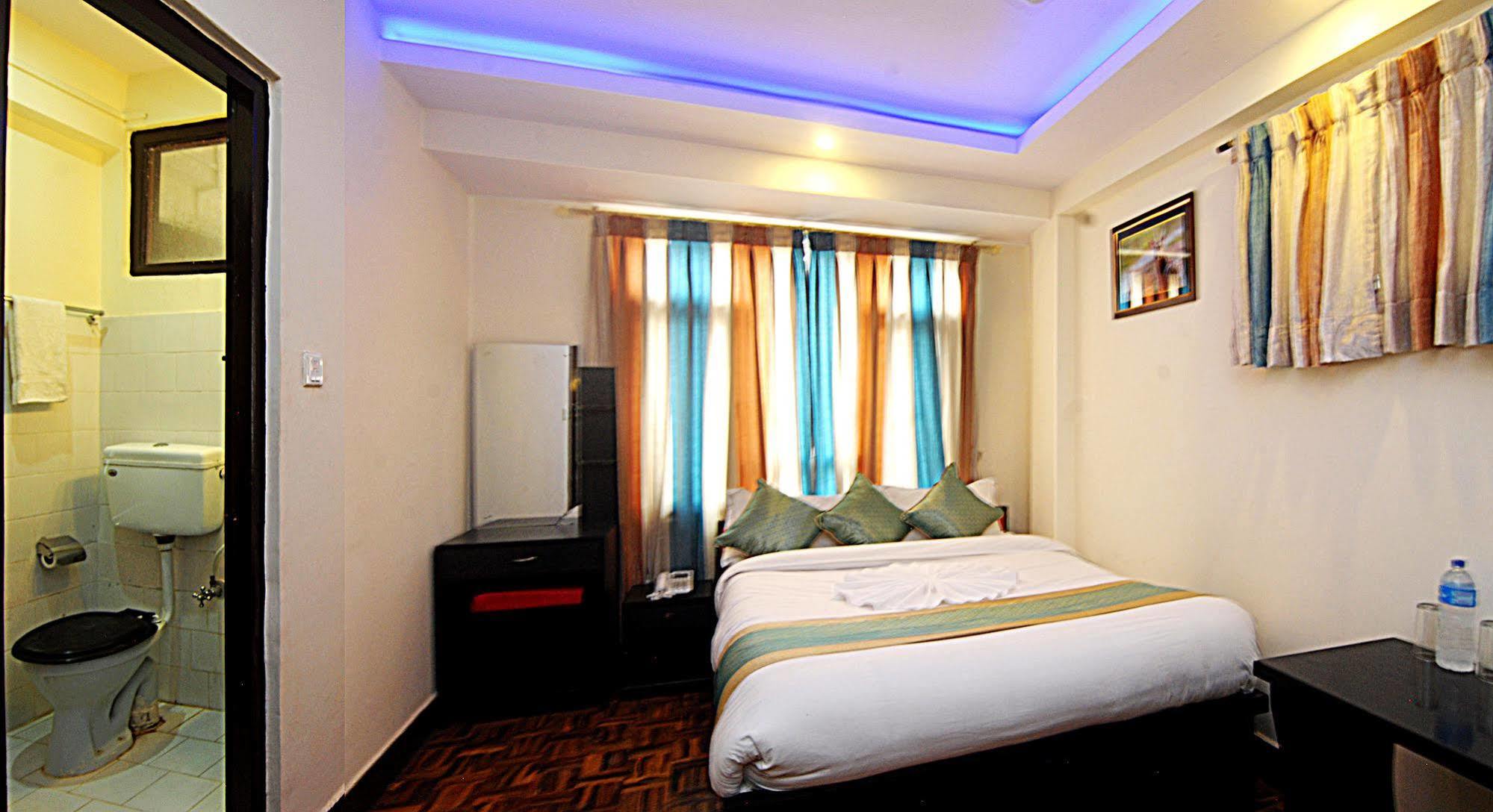 Hotel Gallery Nepal 2*