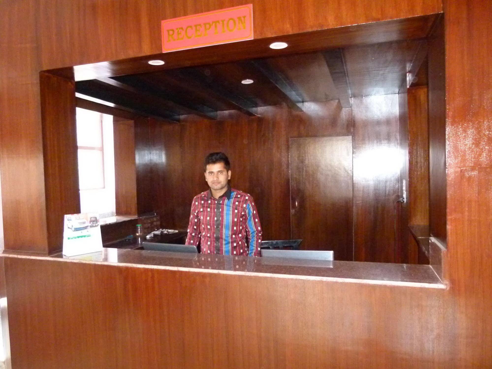 Dream City Hotel