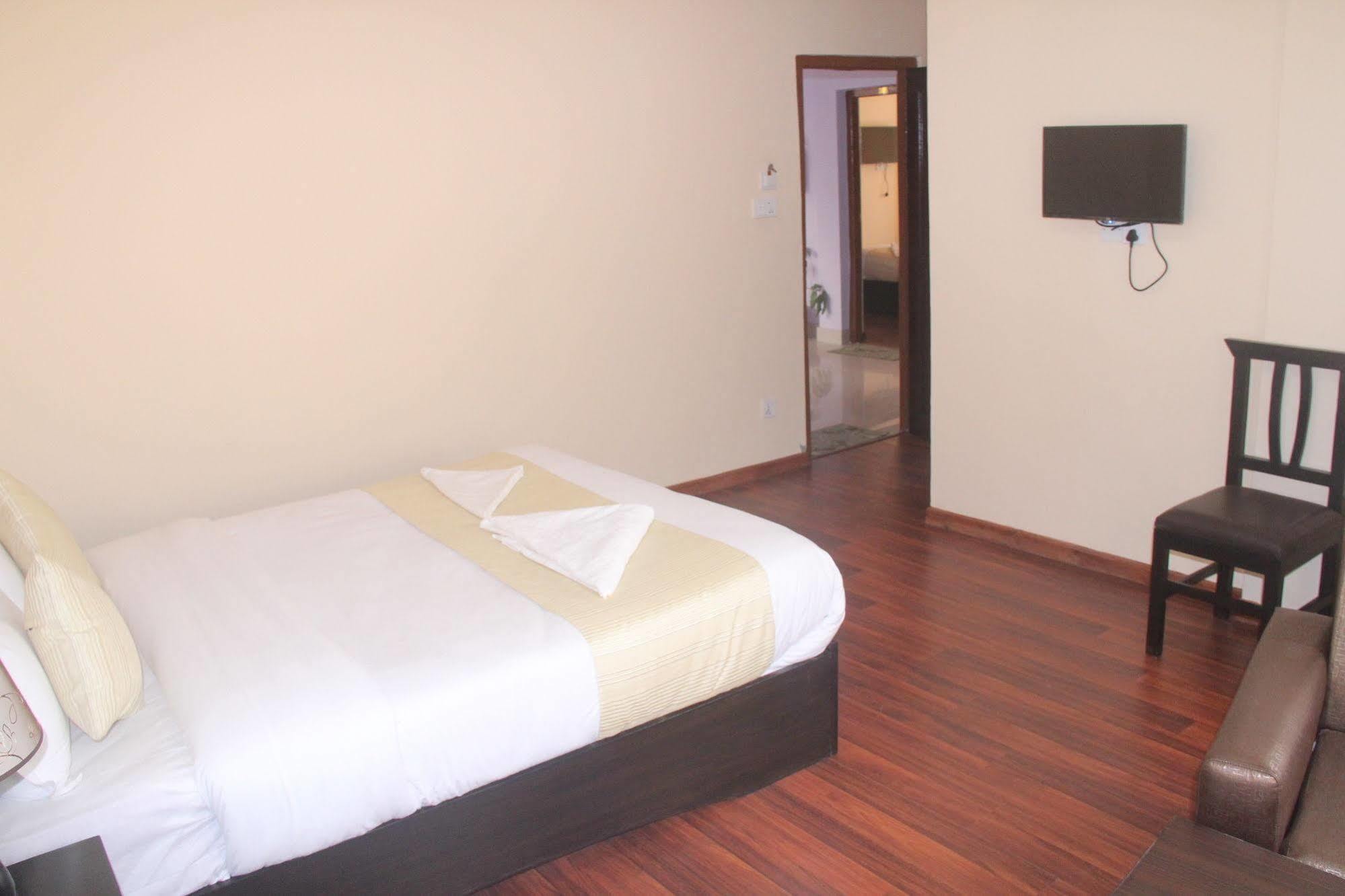 Hotel Dream City