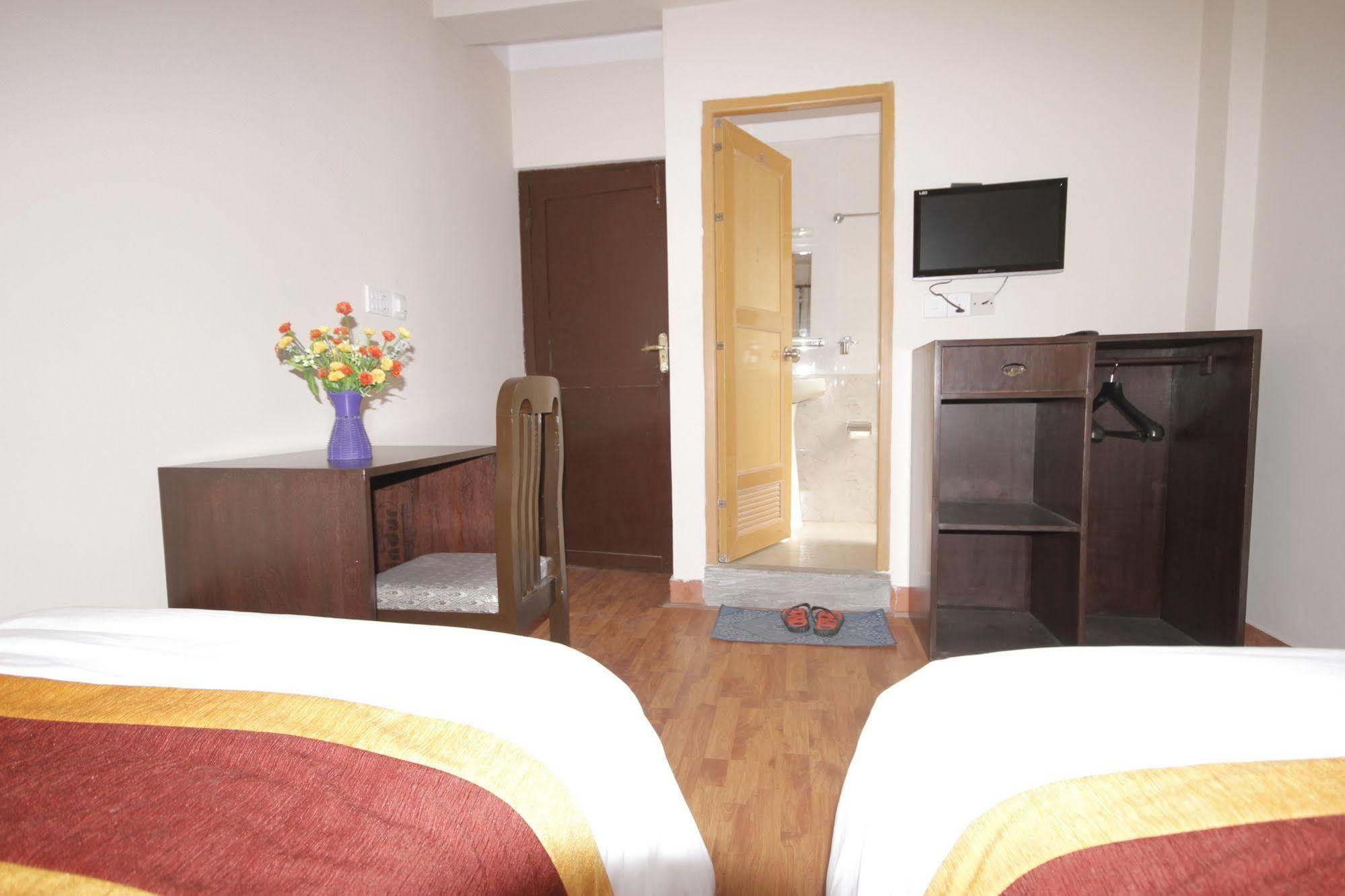 Hotel Sunny