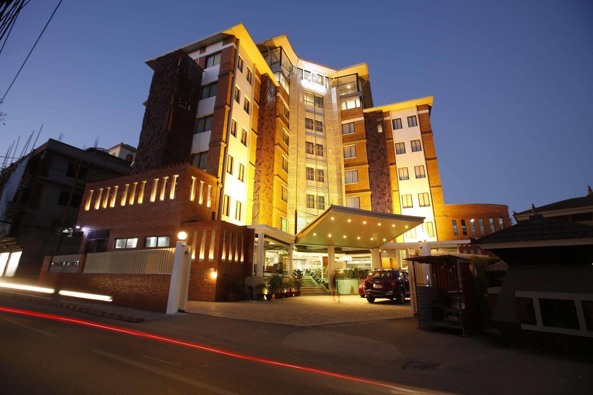 Hotel The Fern Residency, 4*