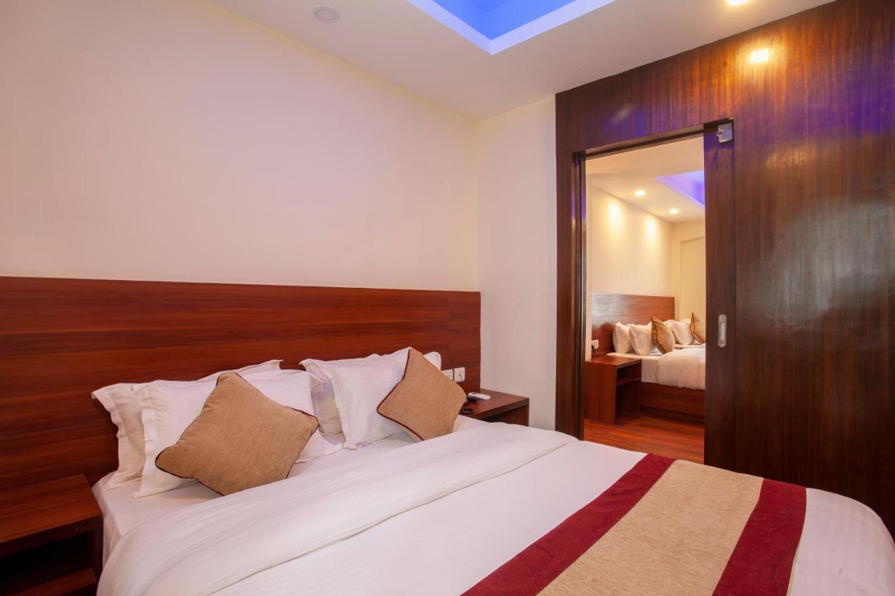 Aryatara Hotel 3*