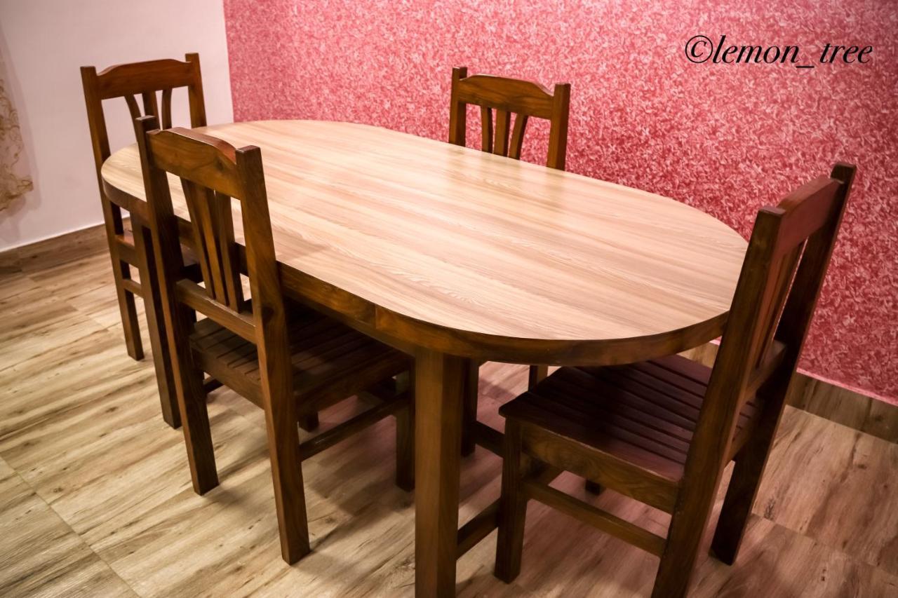 Apartamento Lemon Tree & Home-stay Catmandu