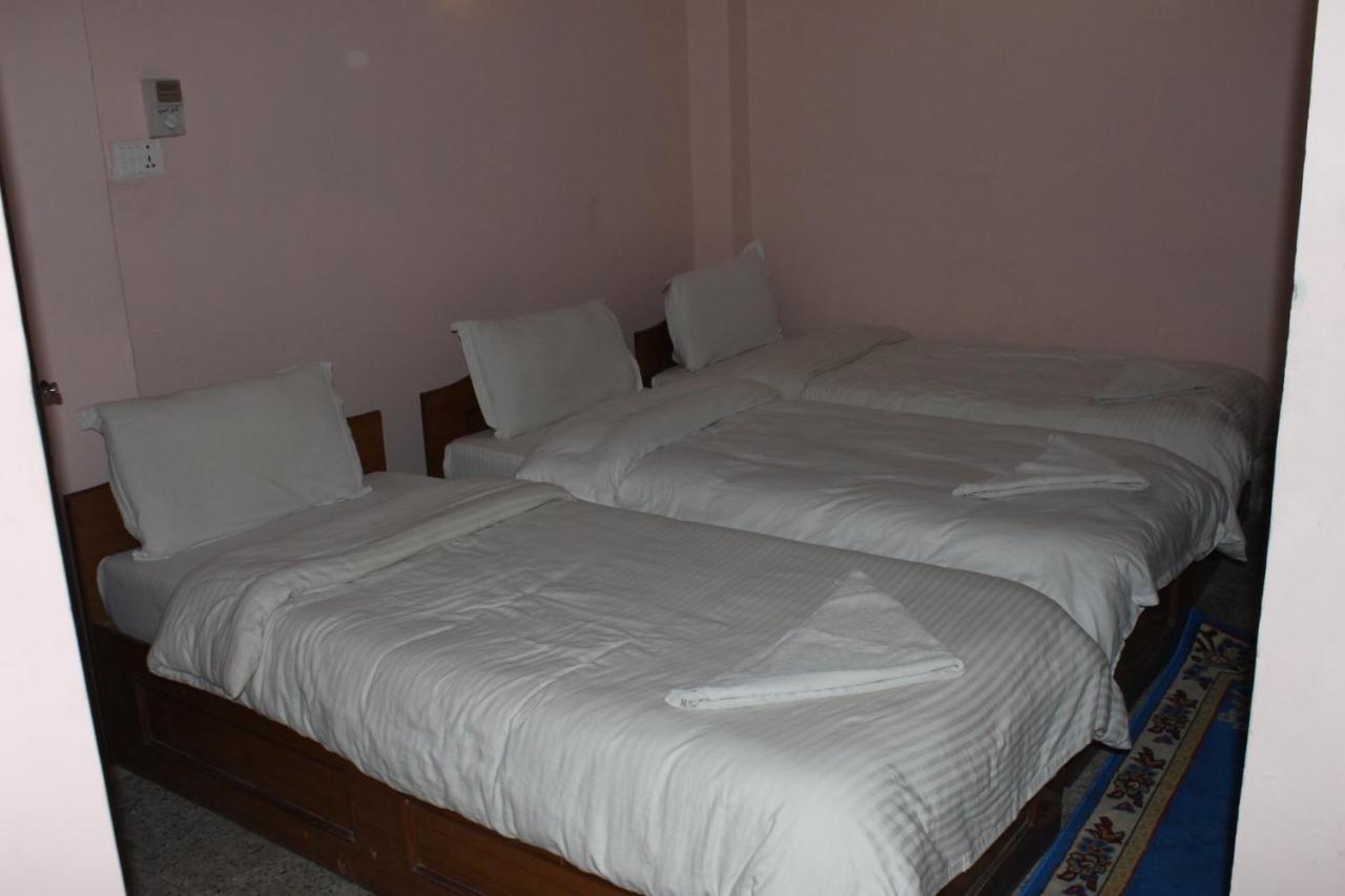 Festoon Hotel 2*