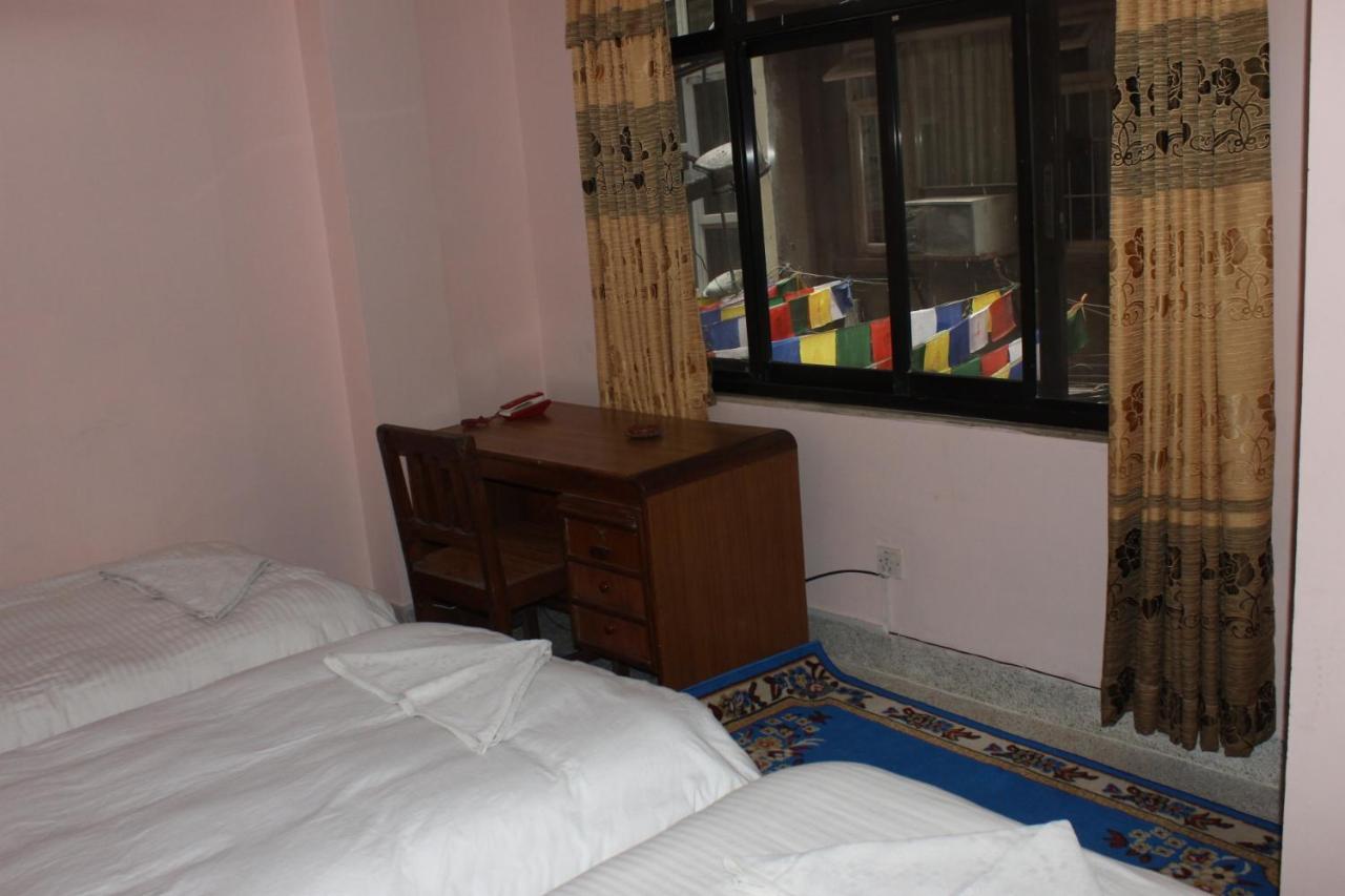 Hotel Festoon 2*