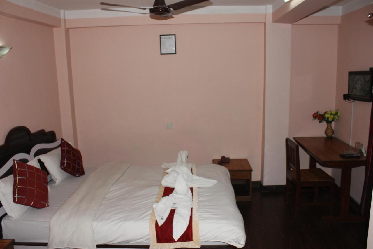 Hotel Festoon