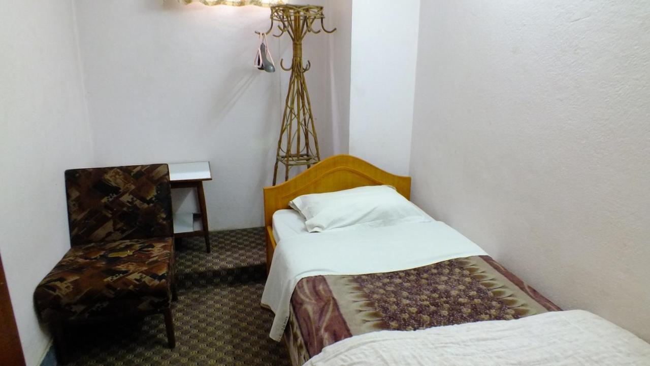 Hotel Dolphin