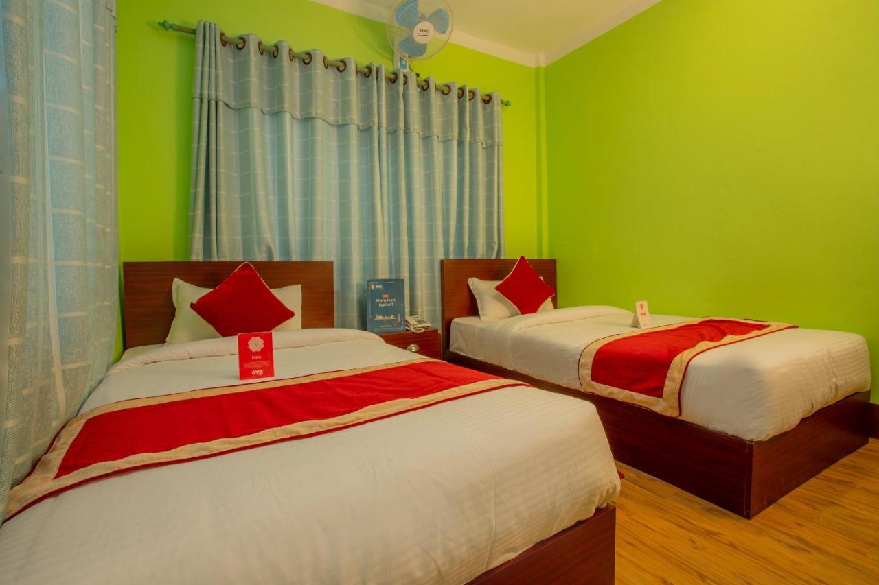 Oyo 146 Somewhere & Resturant Hotel