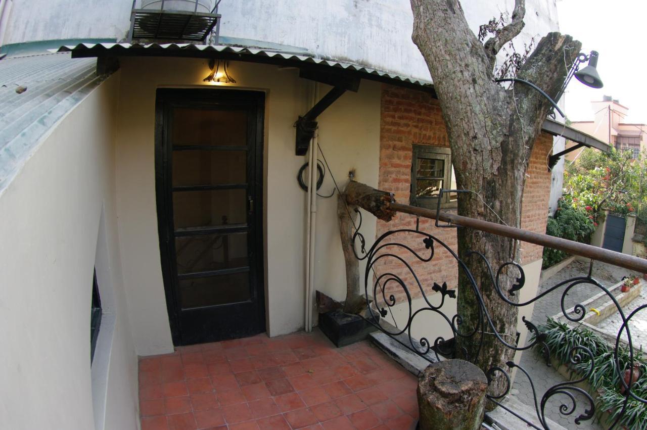 Laughing Buddha & Garden Theater Guest house *
