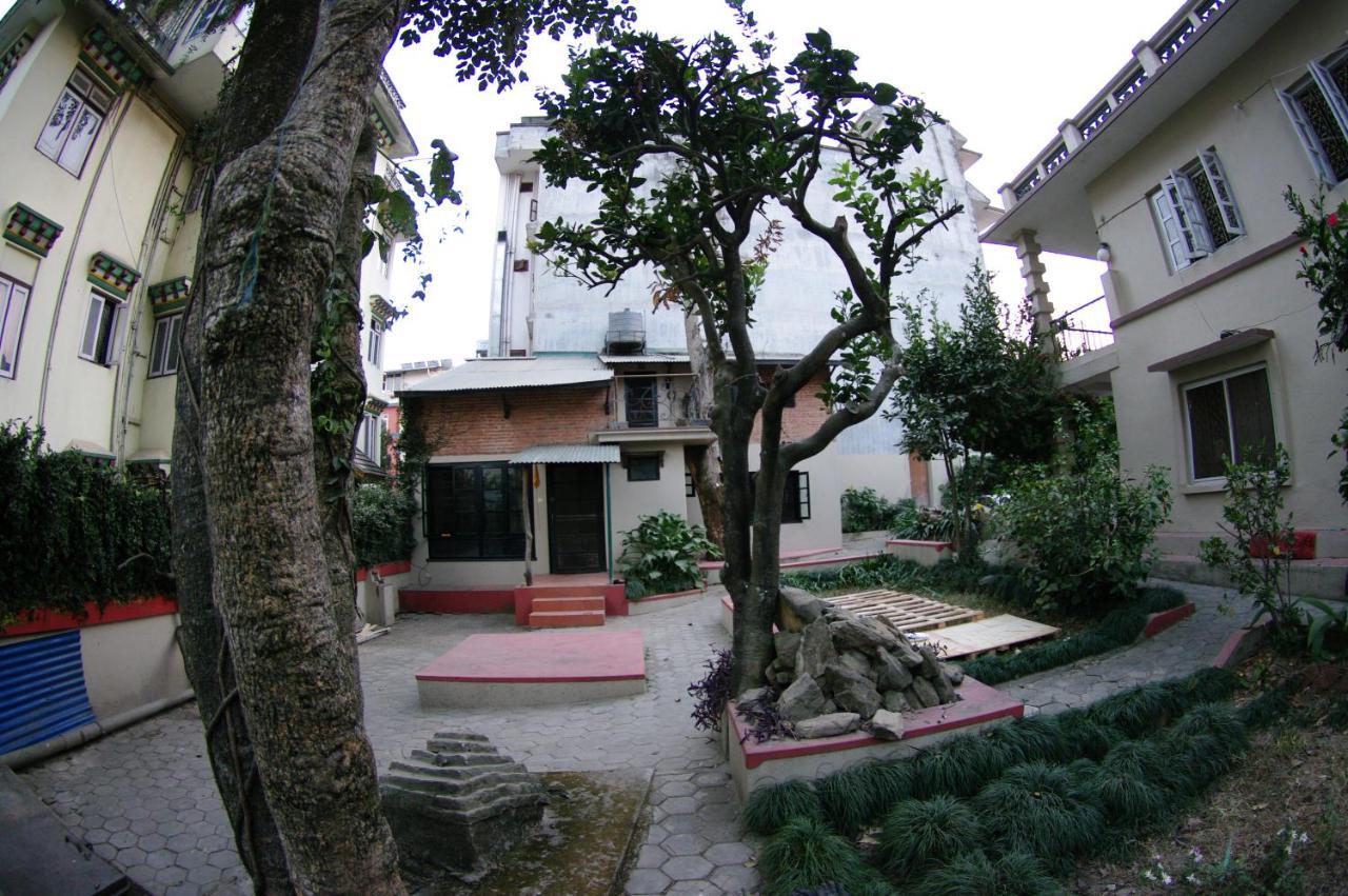 Guest house Laughing Buddha & Garden Theater Kathmandu