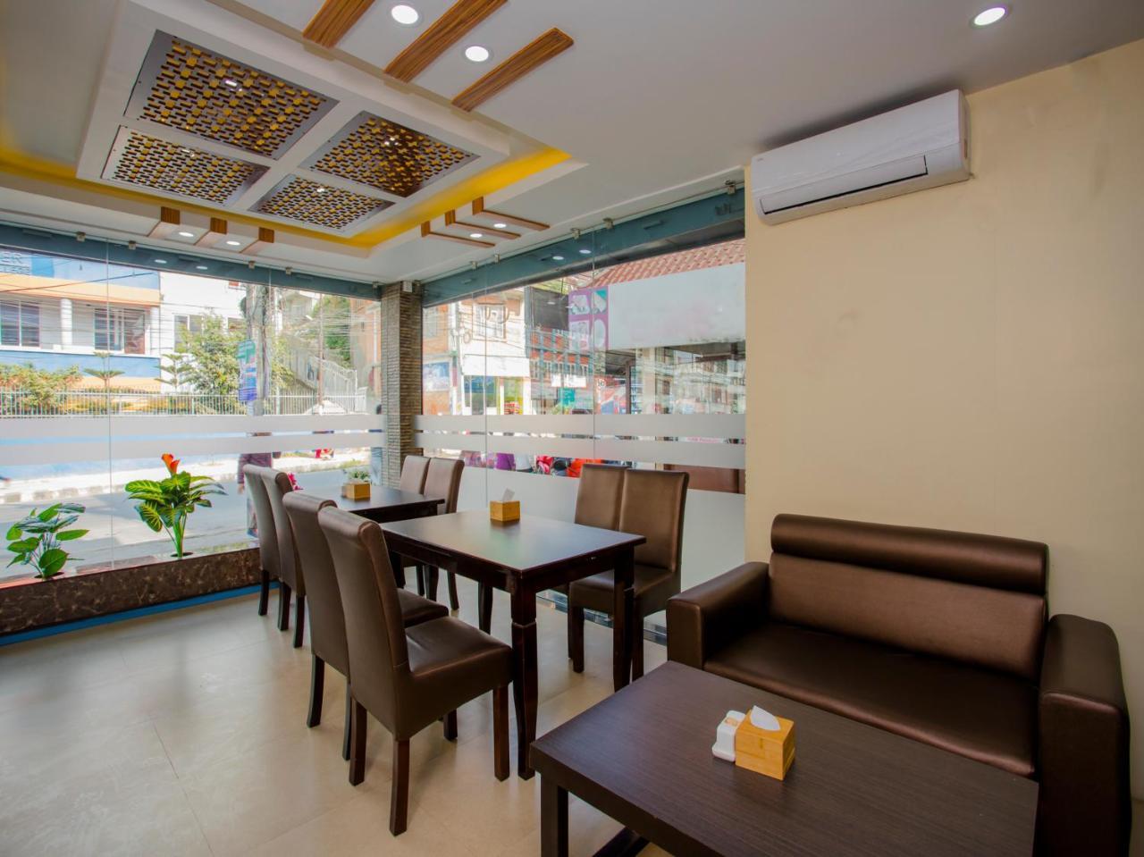 Hotel Deepshree