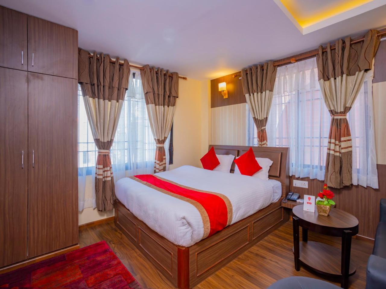 Deepshree Hotel 2*