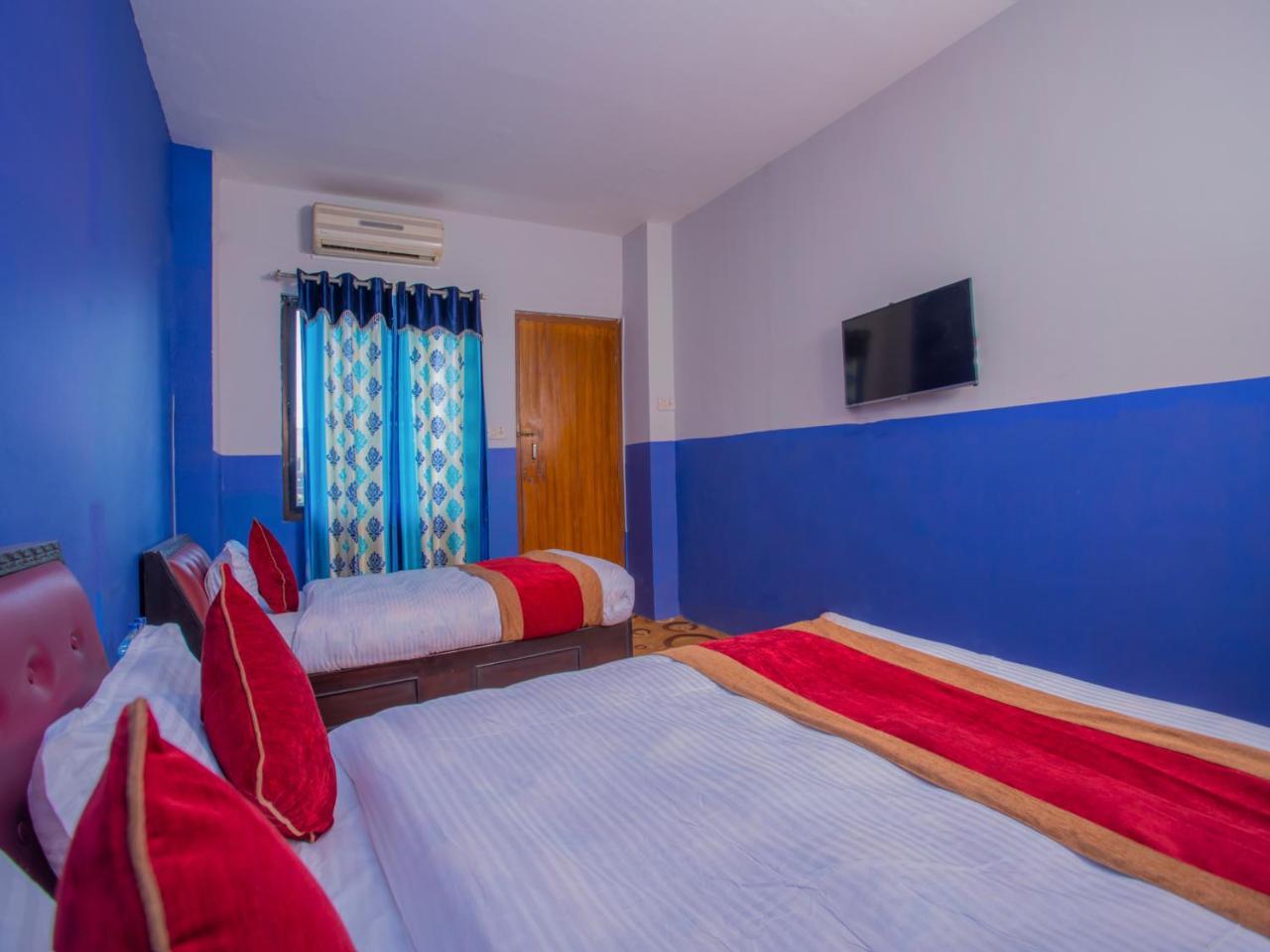 Oyo 266 Grand Stupa Hotel