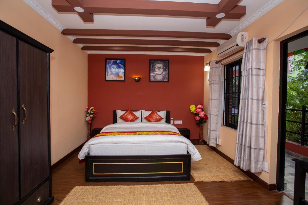 Gurung's Bed & Breakfast 3*