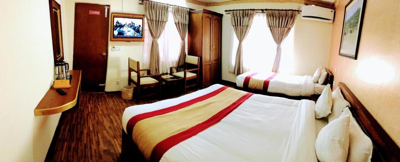 Garden Hotel 3*