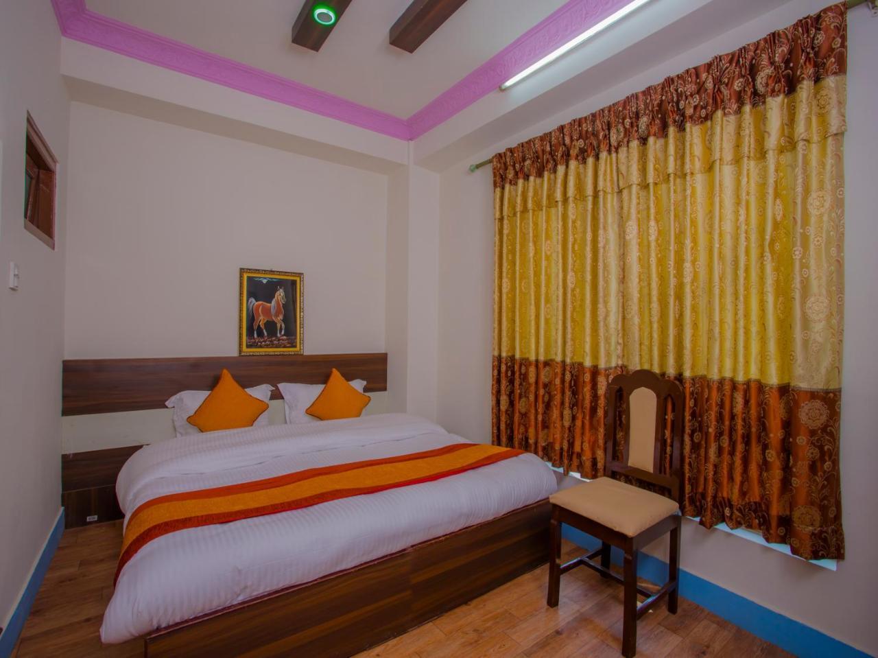 Oyo 272 Namaste Kusum Hotel