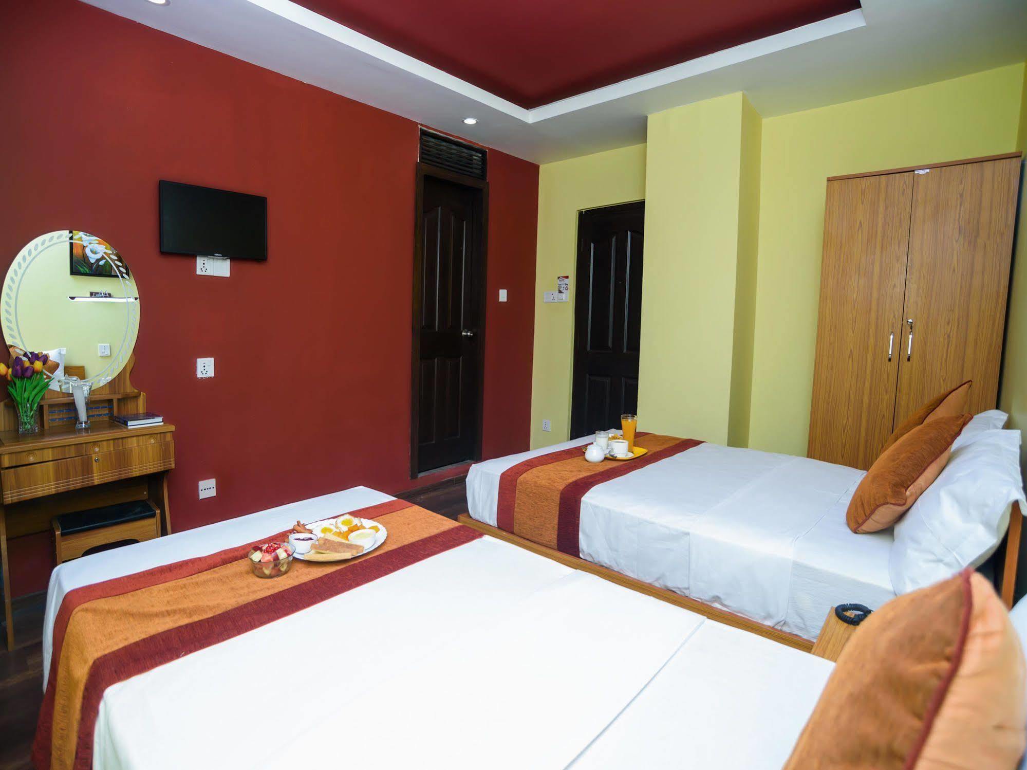 Oyo 105 Travel Hotel Kathmandu