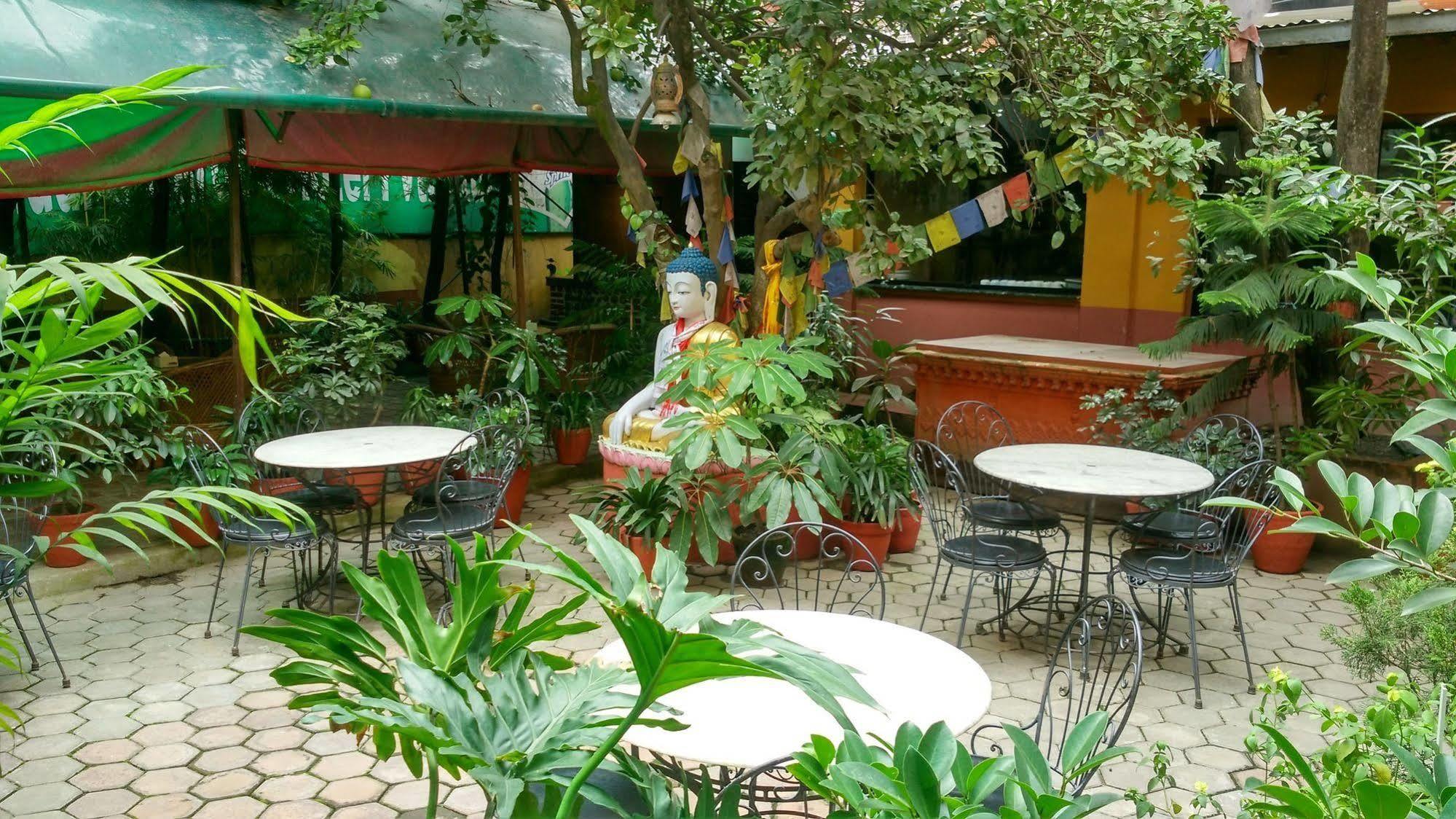 Hotel Buddha Garden 2*