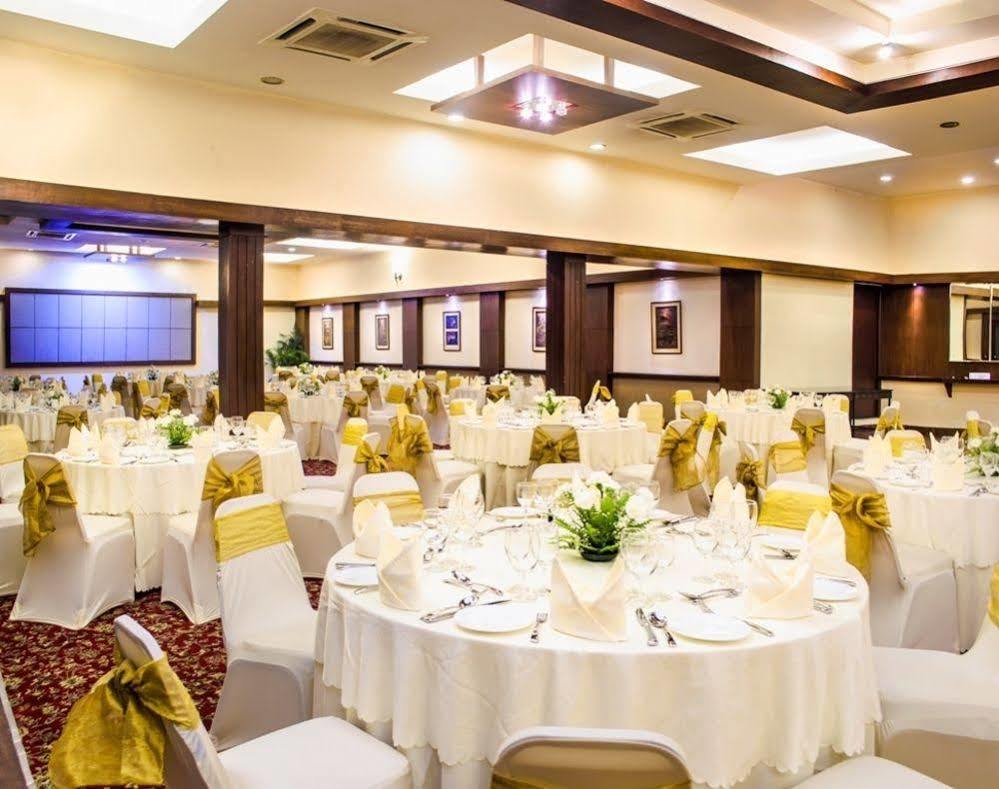 Hotel De L' Annapurna 5*