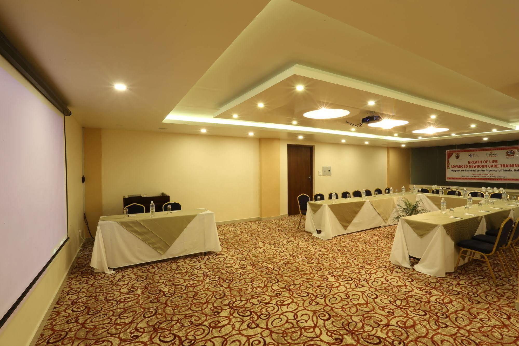 Yatri Suites And Spa Hotel