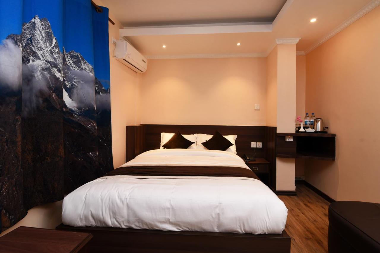 Ruza Nepal