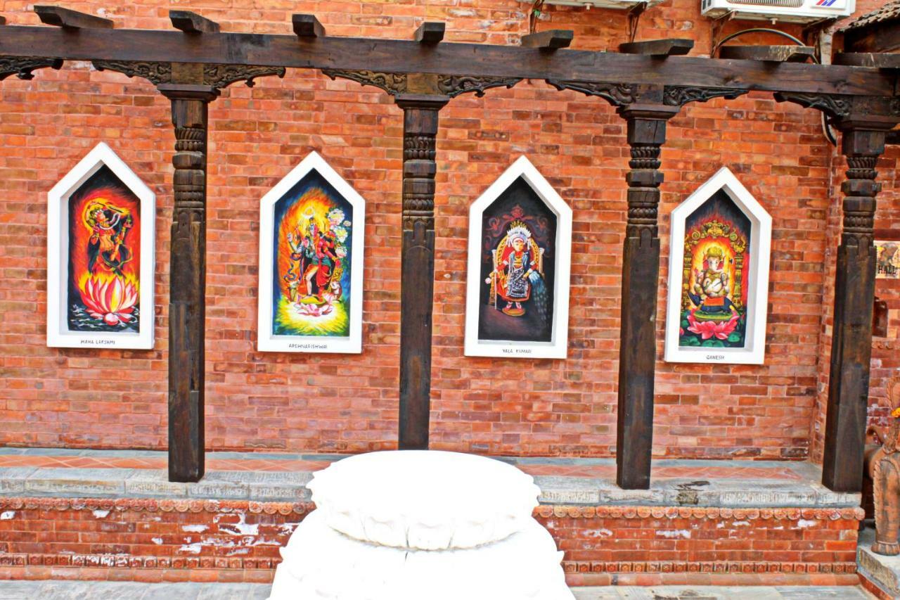Manaslu 4*
