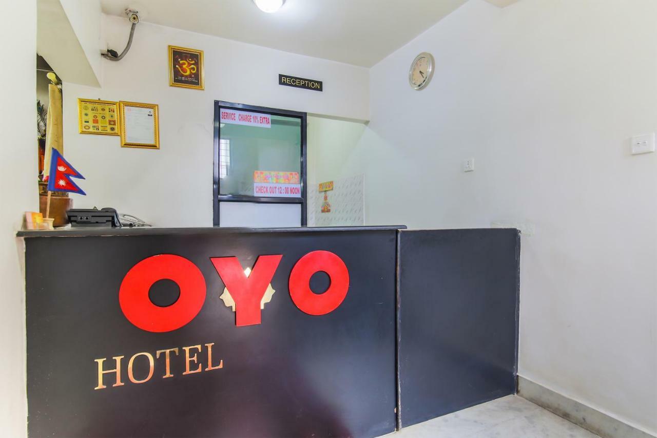 Hotel Oyo 358 Rose Star 2*