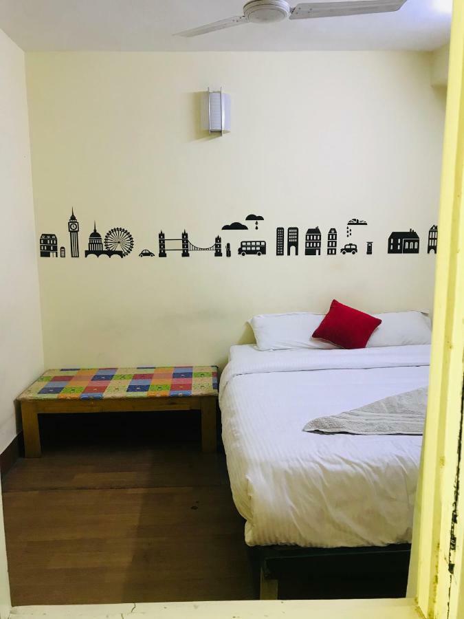 Famous Travellers Hub 2*