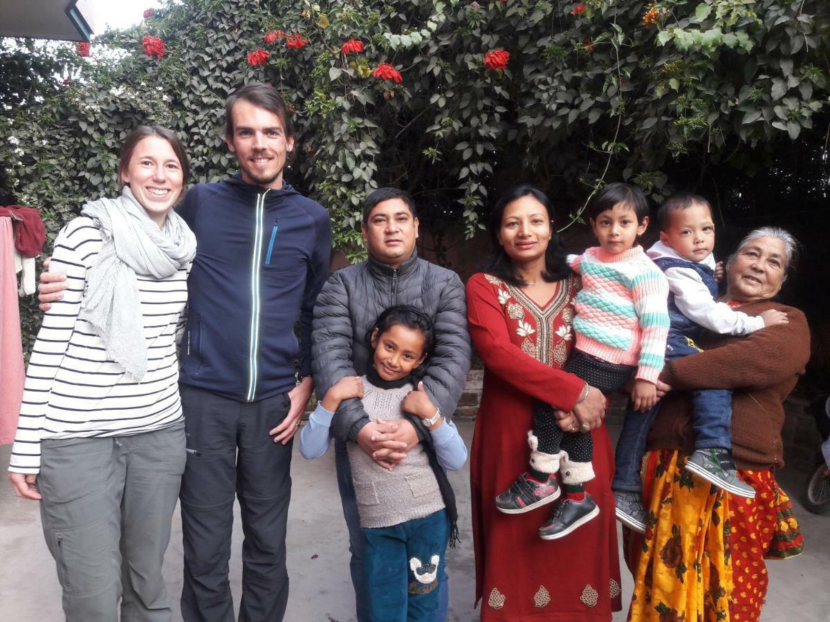 Shine Famille Francophone - Shine And * Kathmandu