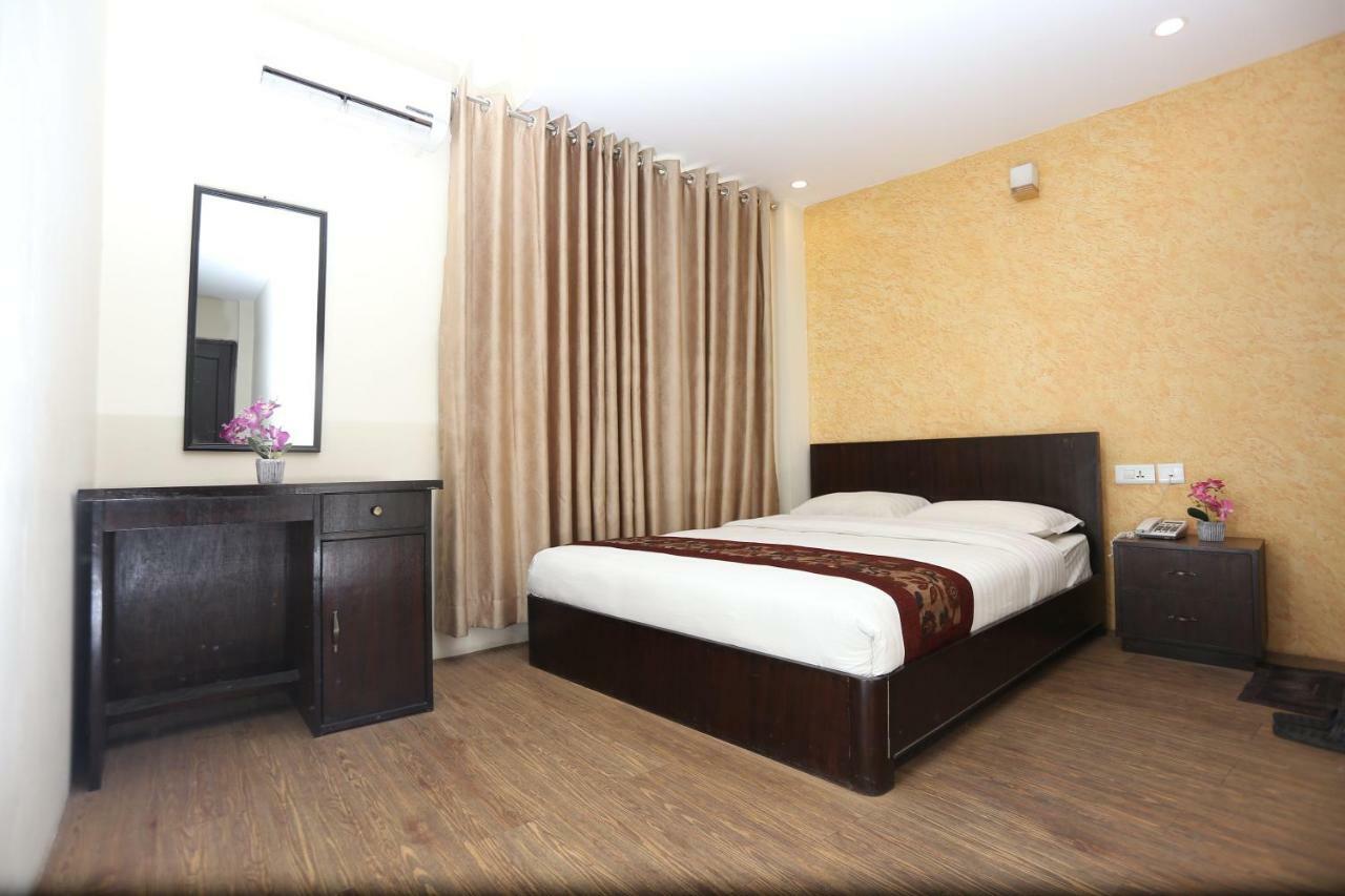 Hema Hotel 3*