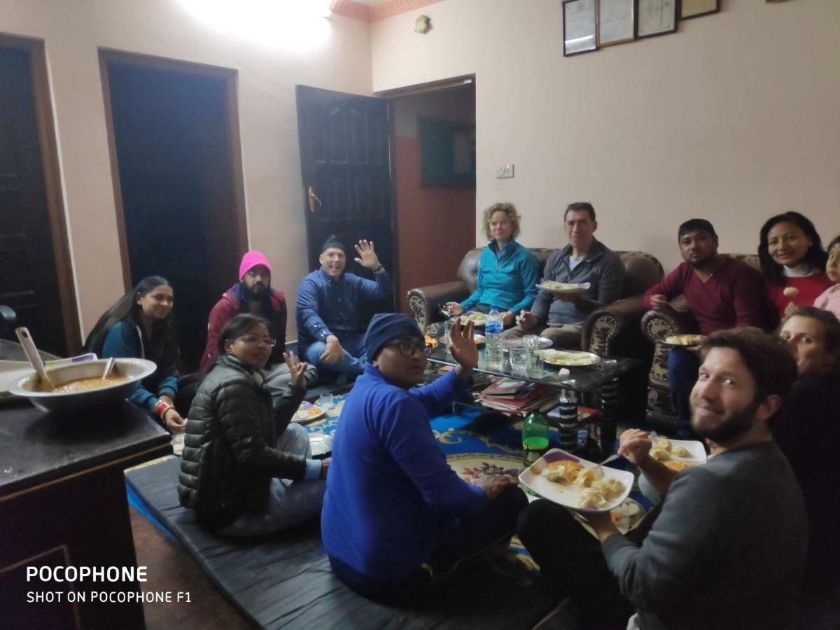 Shine Famille Francophone - Shine And Homestay Kathmandu