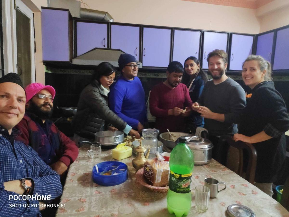 Shine Famille Francophone - Shine And Homestay Kathmandu