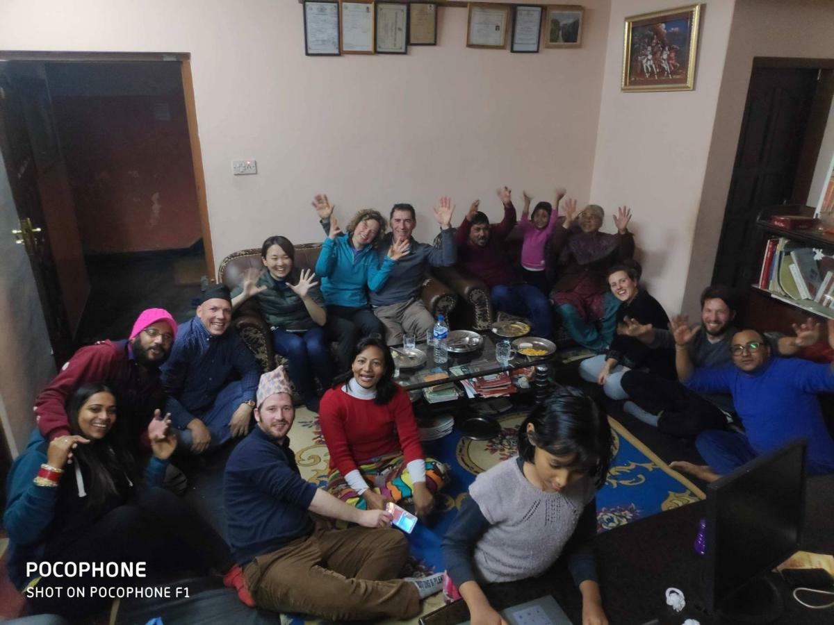 Shine Famille Francophone - Shine And Homestay Kathmandu