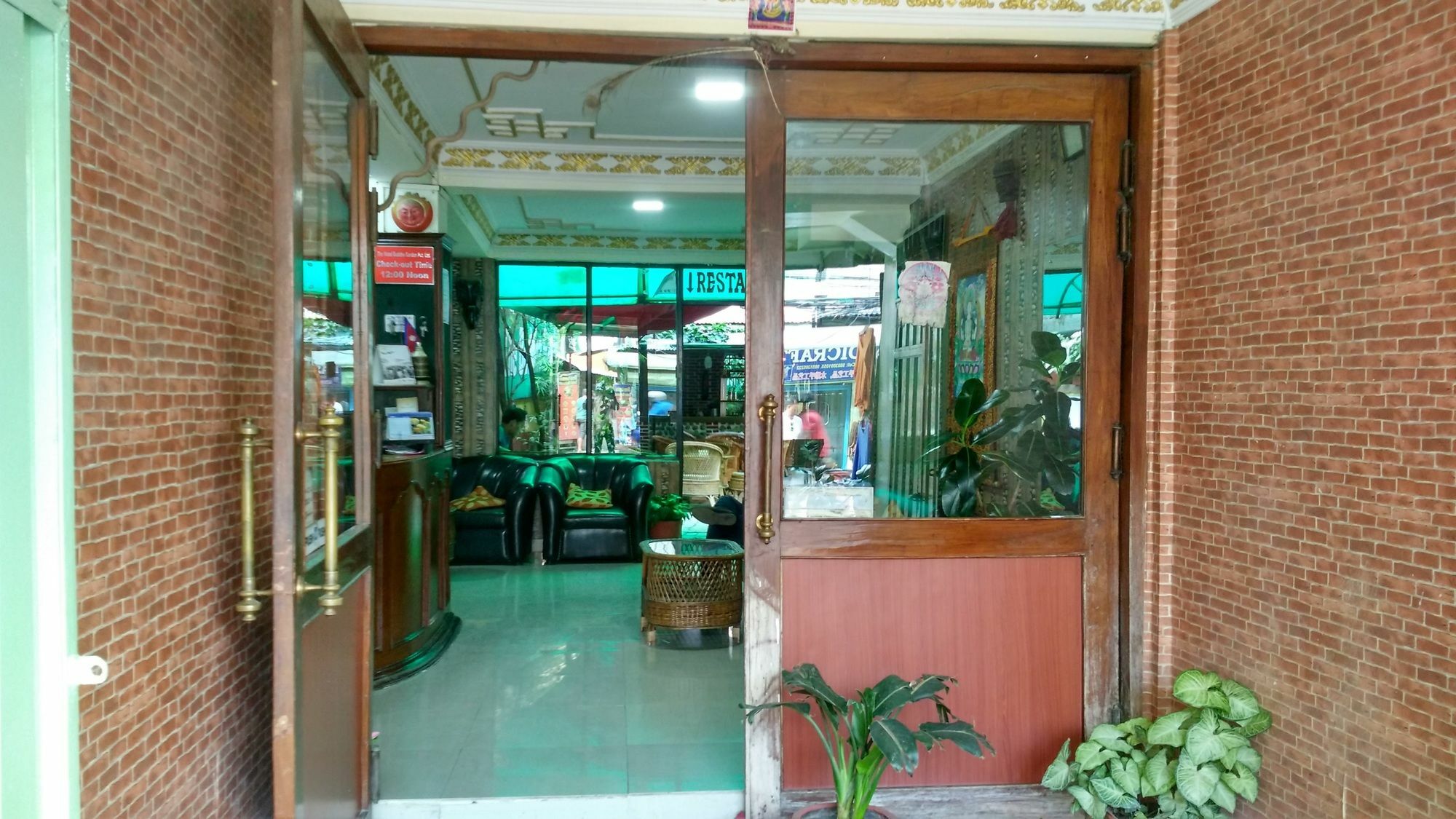 Hotel Buddha Garden